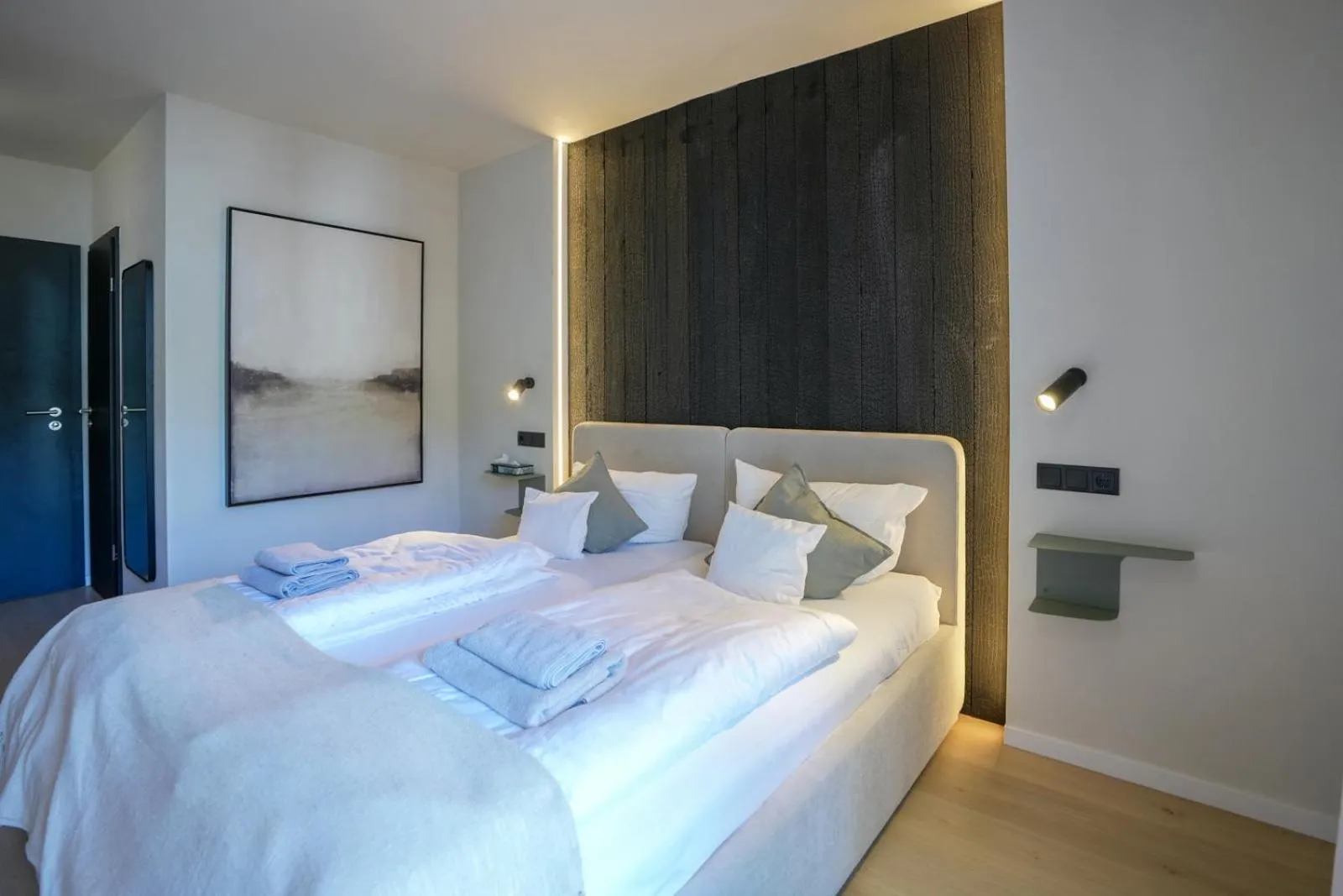 Bed in Hotel Weinhaus Kreuter