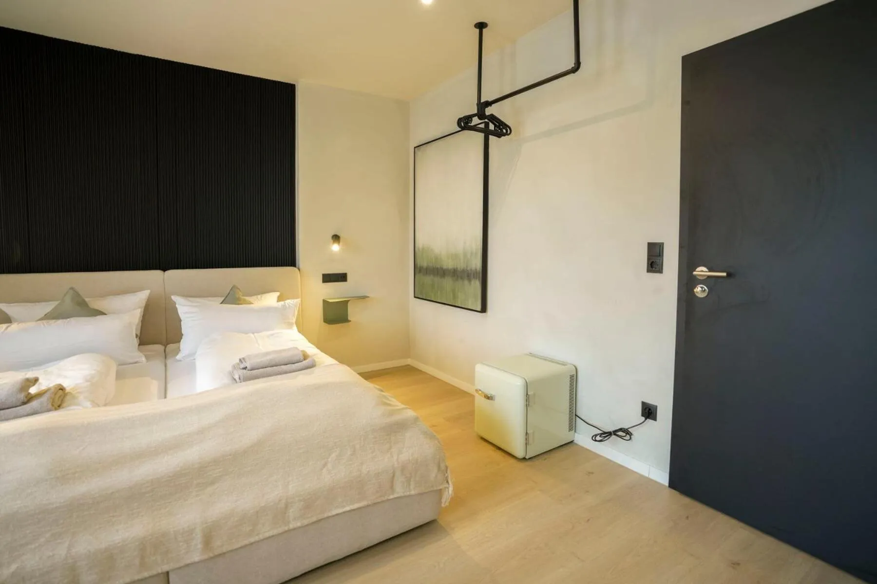 Bed in Hotel Weinhaus Kreuter