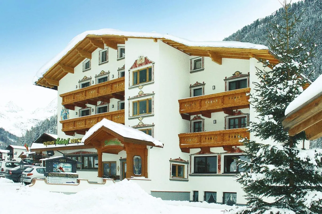 Facade/entrance in Hotel Gasthof Schöpf