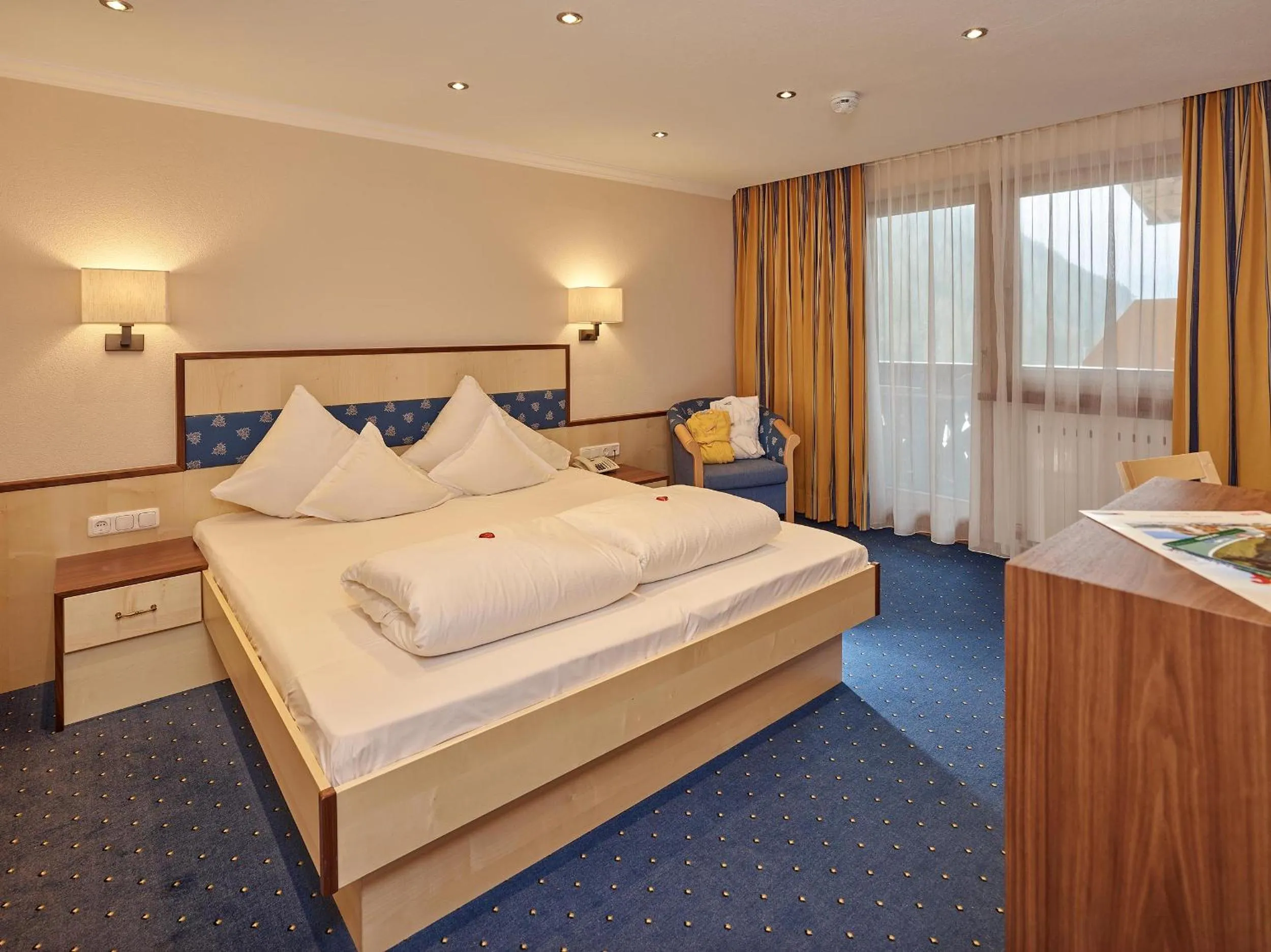 Photo of the whole room, Bed in Hotel Gasthof Schöpf