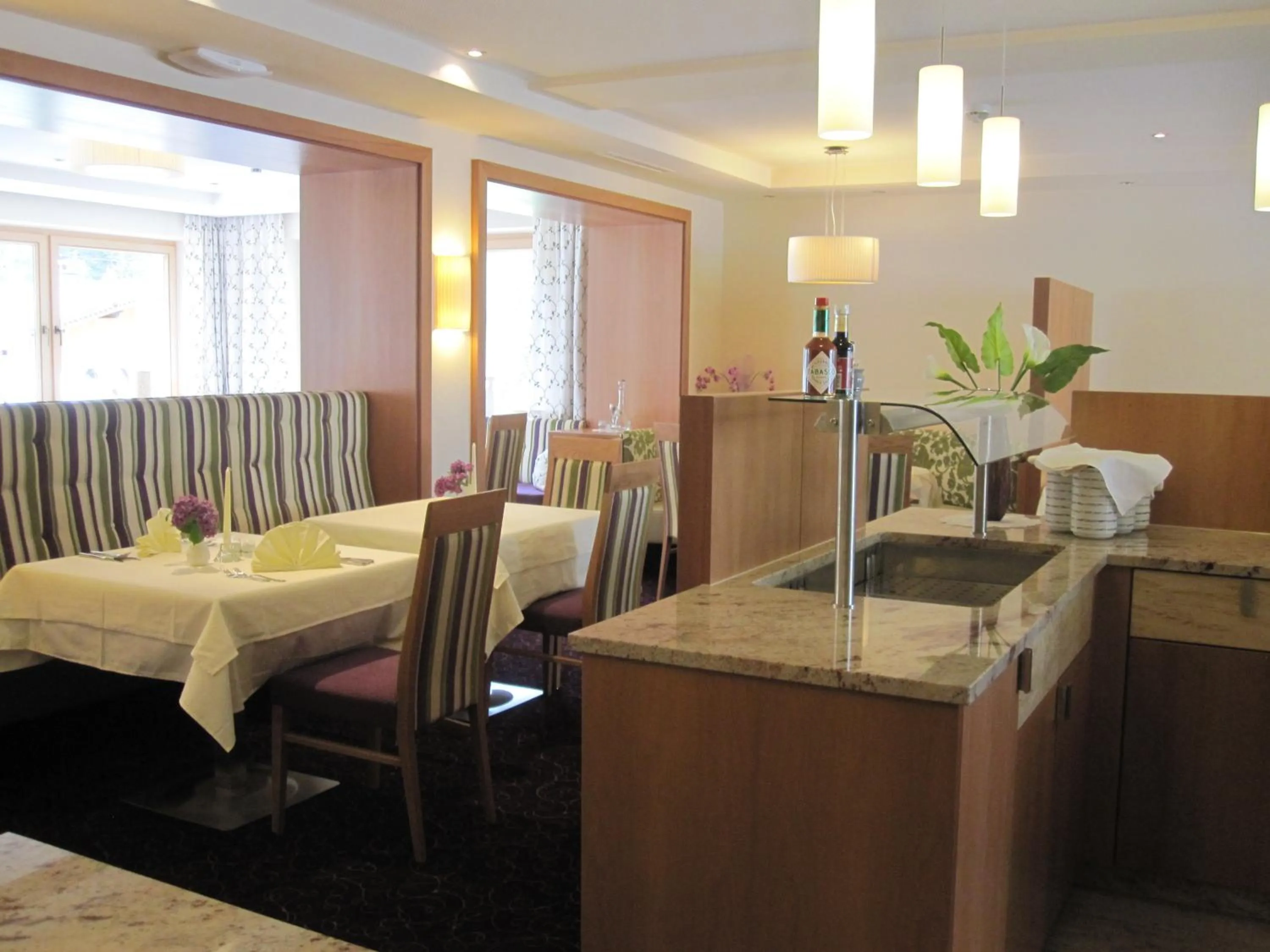 Restaurant/places to eat in Hotel Gasthof Schöpf