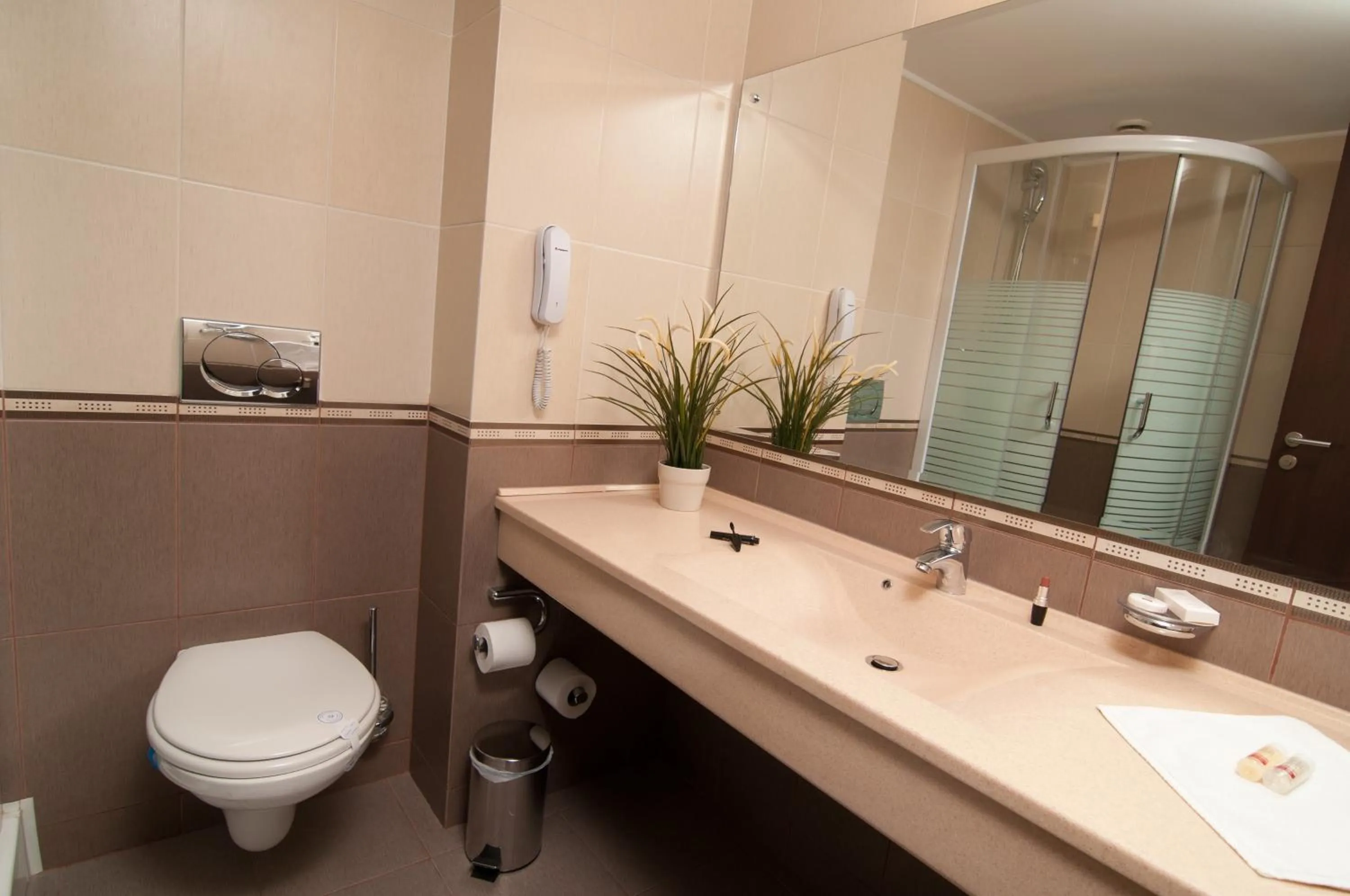 Bathroom in Hotel Rapsodia City Center