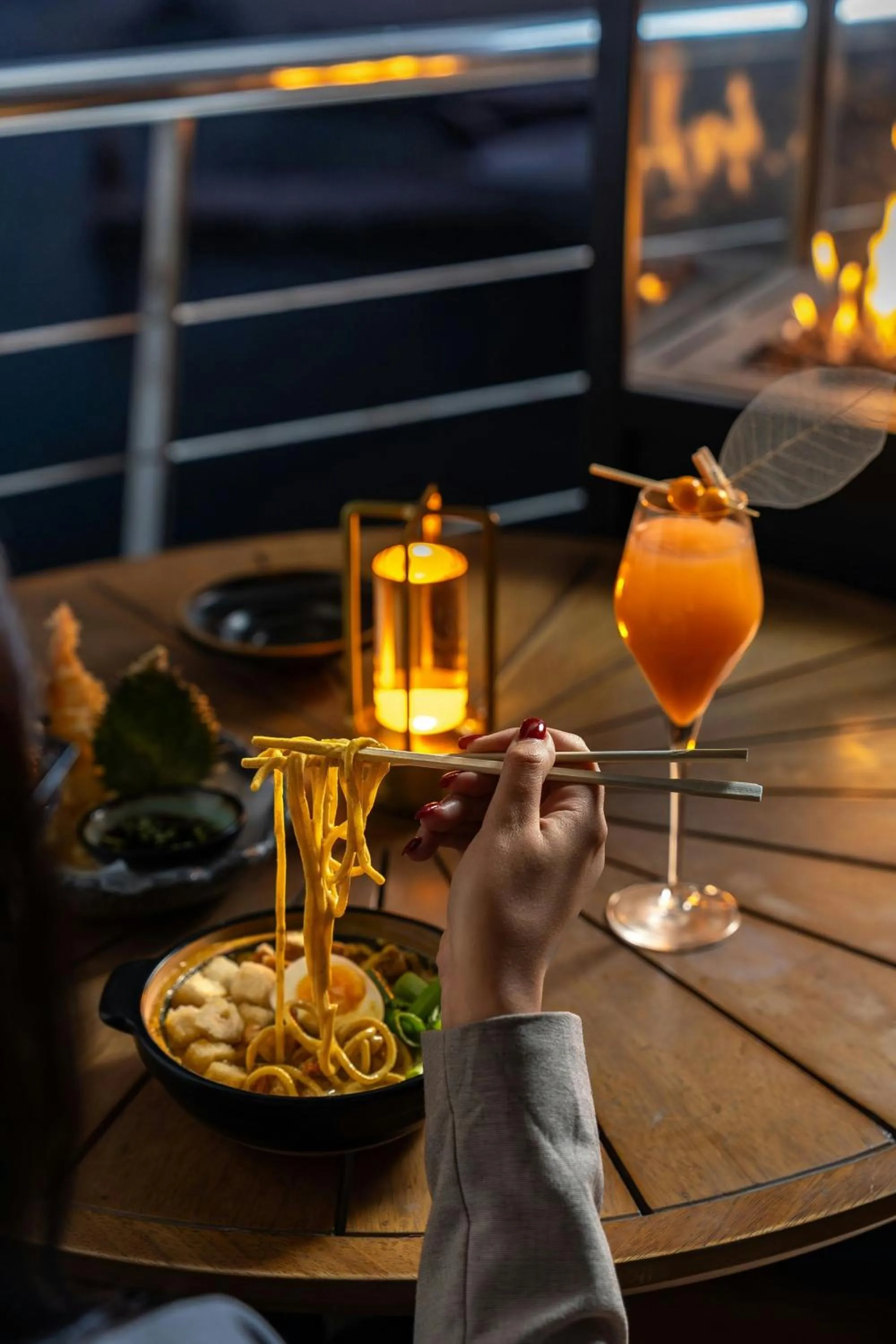 Lounge or bar in The Ritz-Carlton, Doha