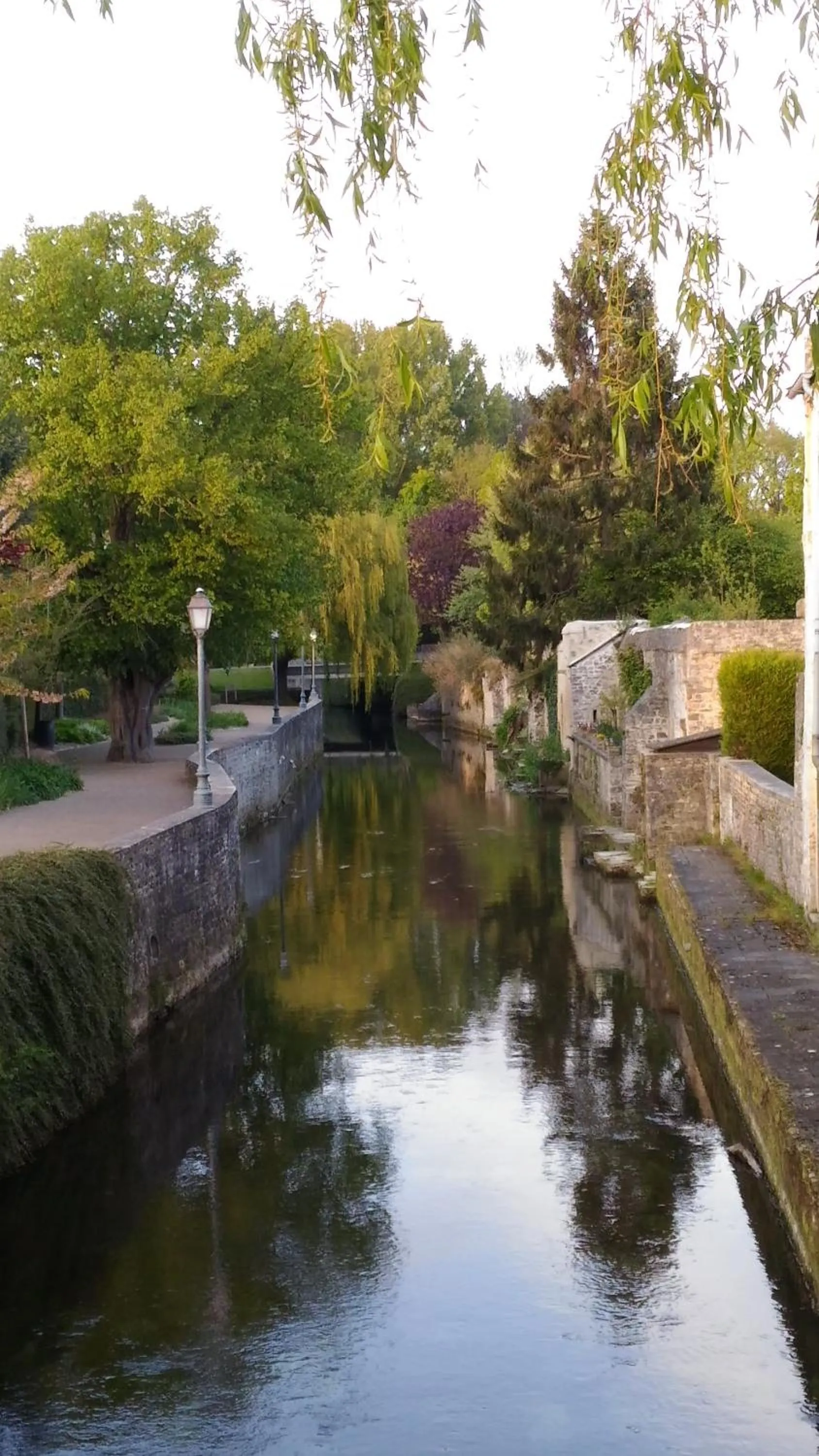 Nearby landmark in Chambre d'hôte le 18-20