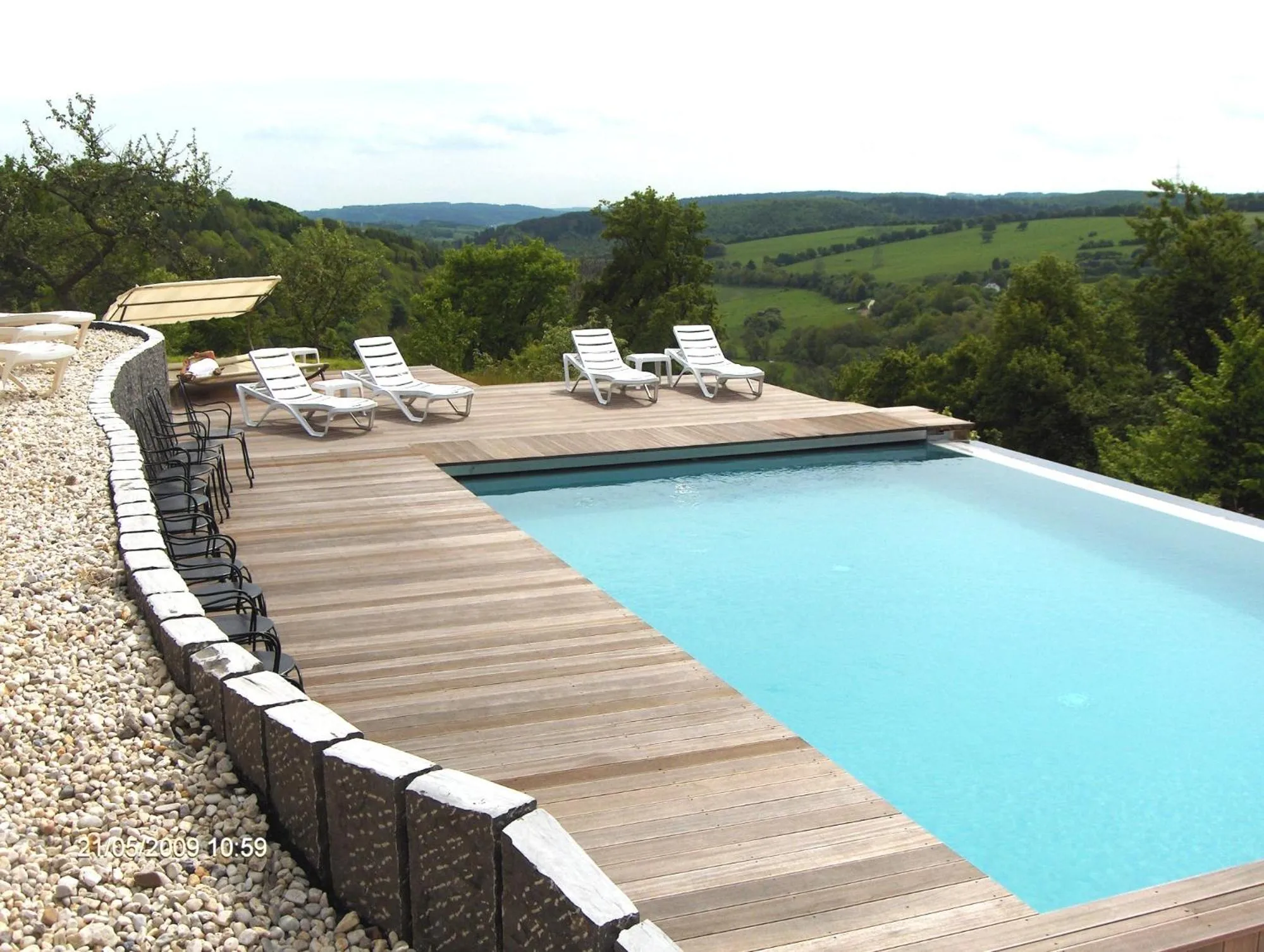 Swimming pool in Burghaus & Villa Kronenburg