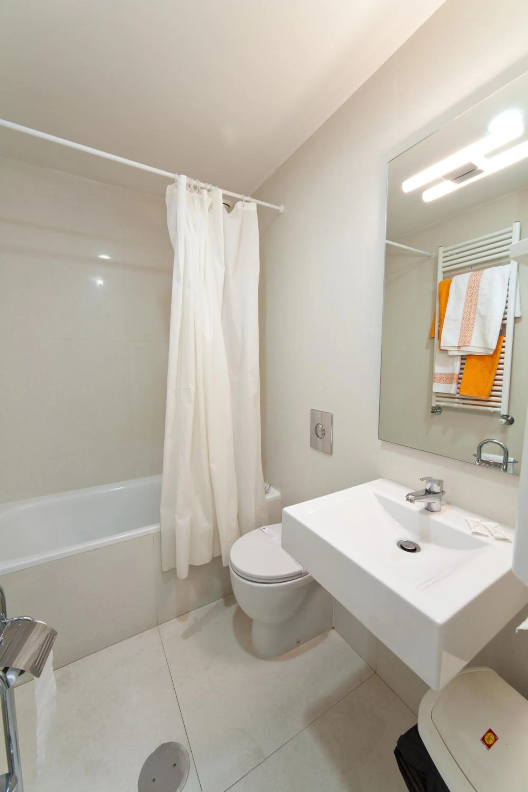 Bathroom in A. Montesinho Turismo