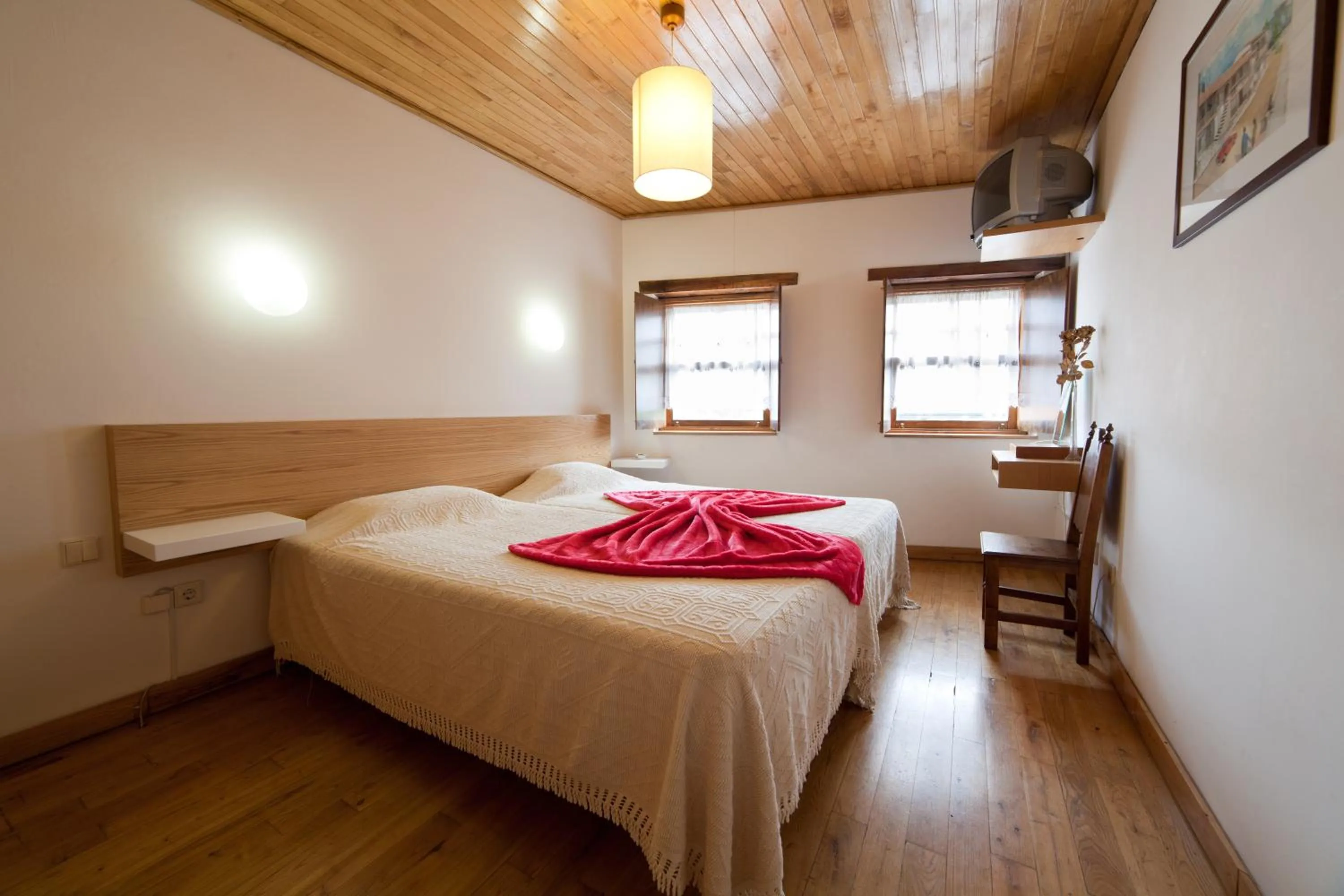 Bed in A. Montesinho Turismo