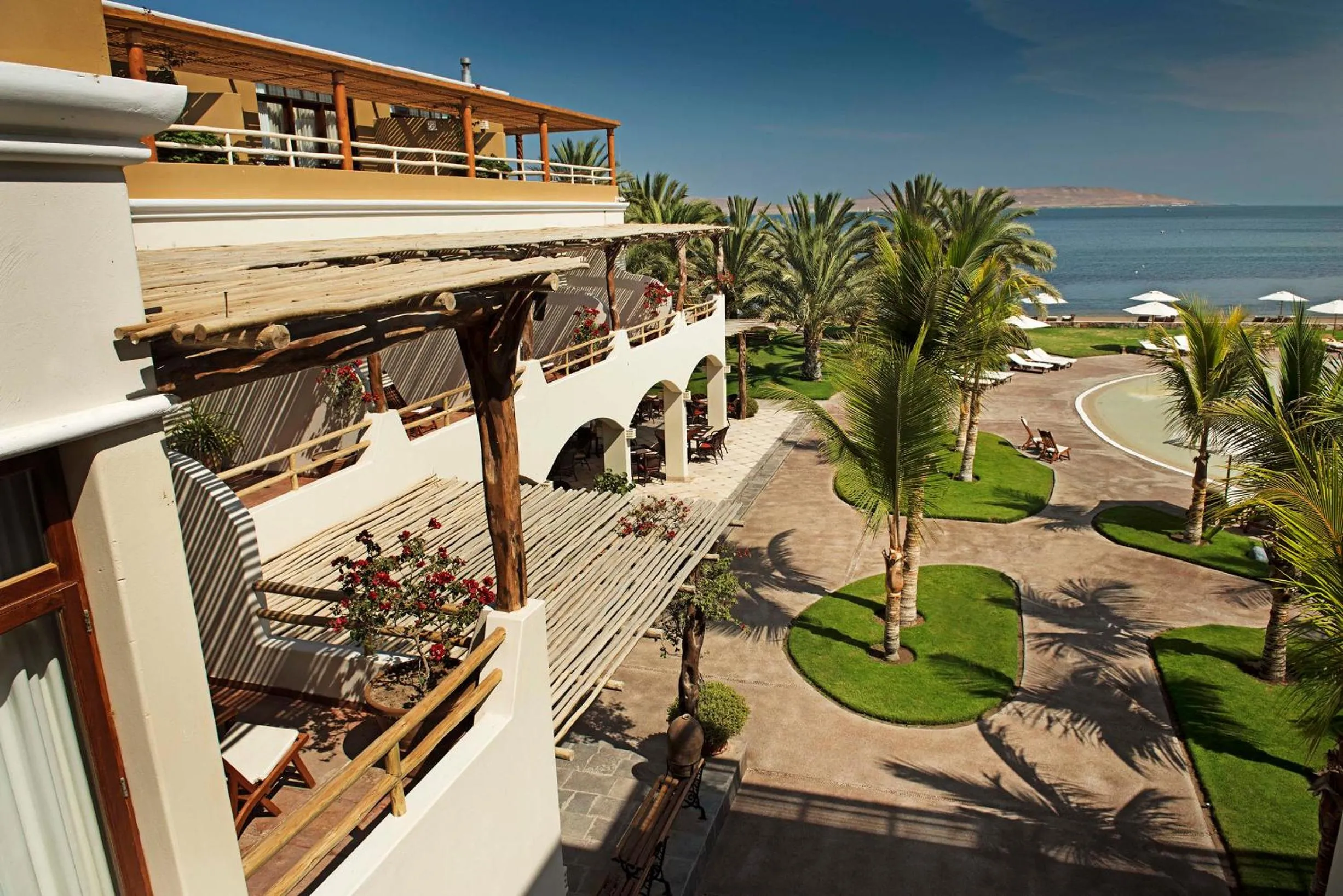 Area and facilities in La Hacienda Bahia Paracas