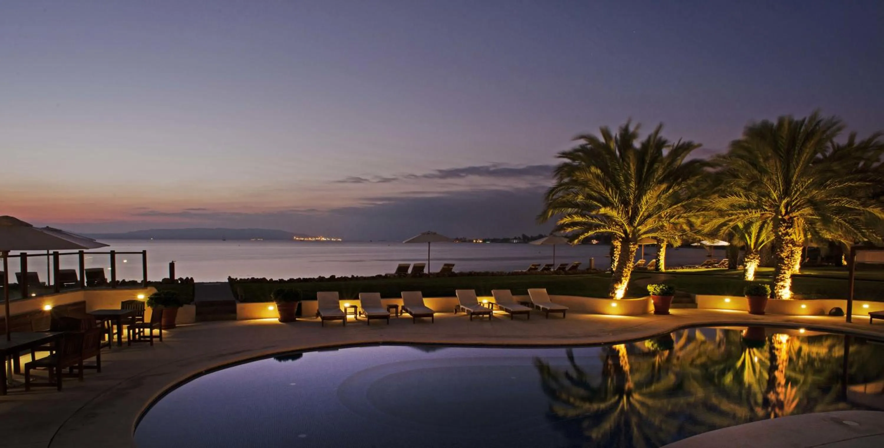 Swimming pool in La Hacienda Bahia Paracas