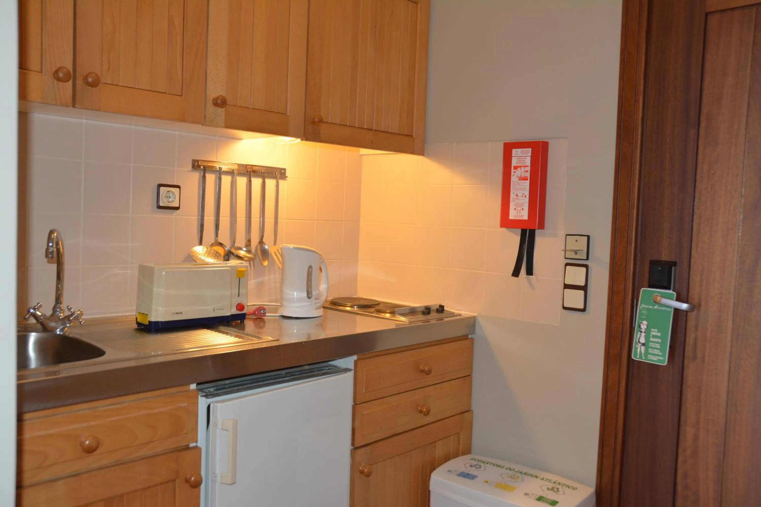 Kitchen or kitchenette in Hotel Jardim Atlantico