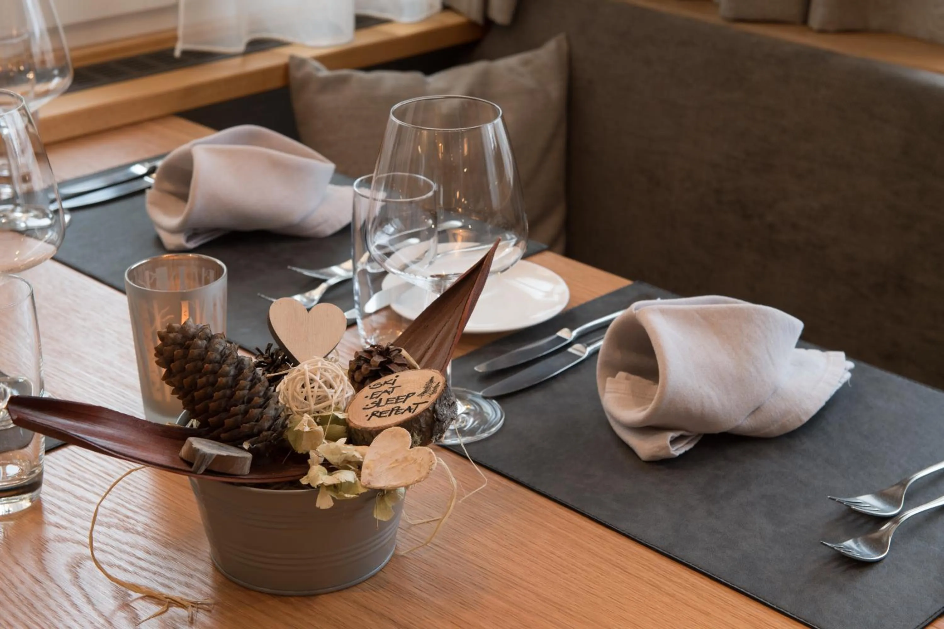 Restaurant/places to eat in Hotel Mistral Superior