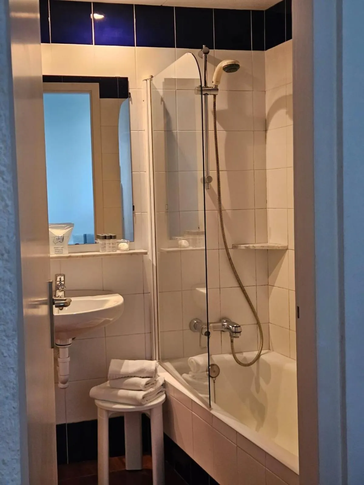 Bathroom in Hotel S´Aguarda