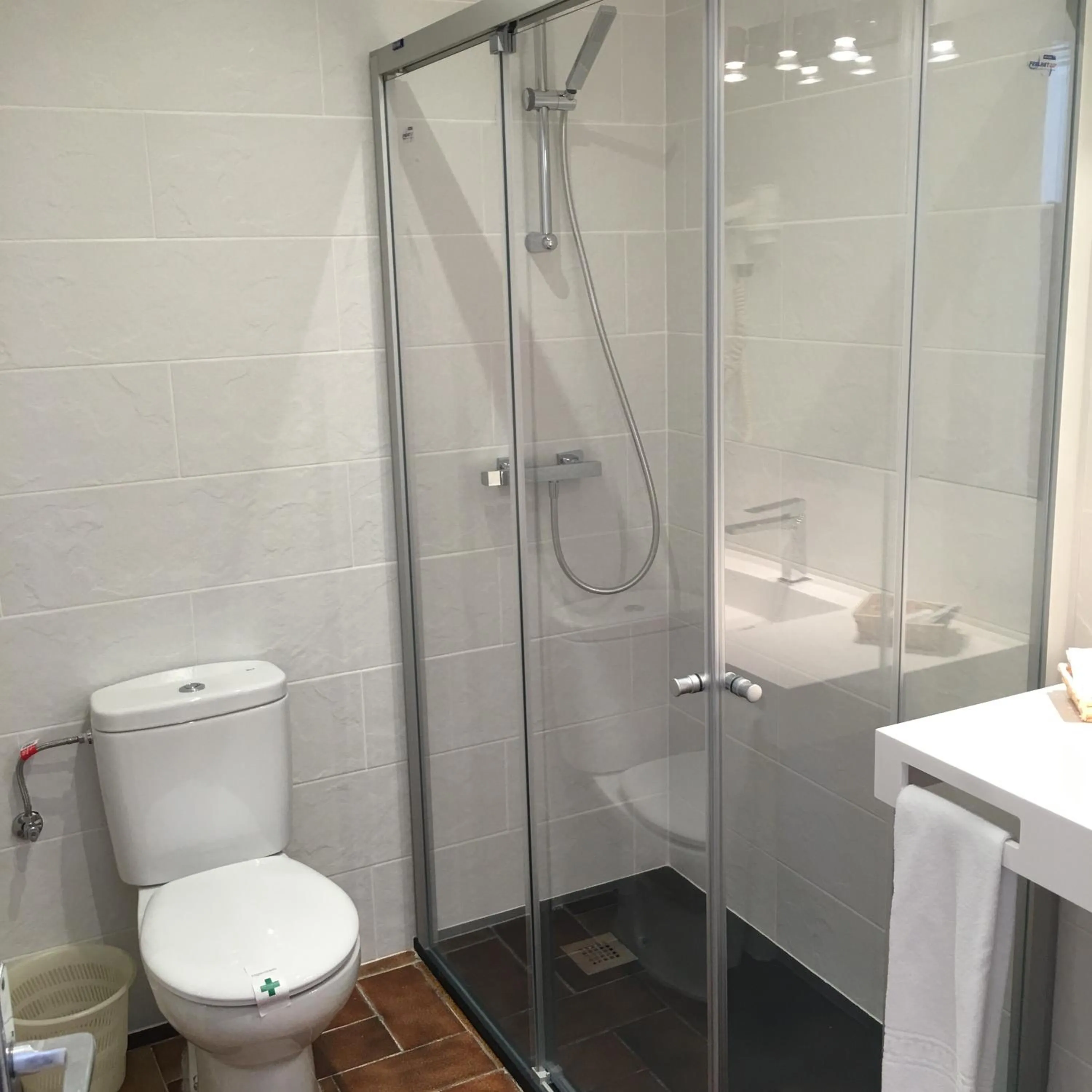 Shower in Hotel S´Aguarda