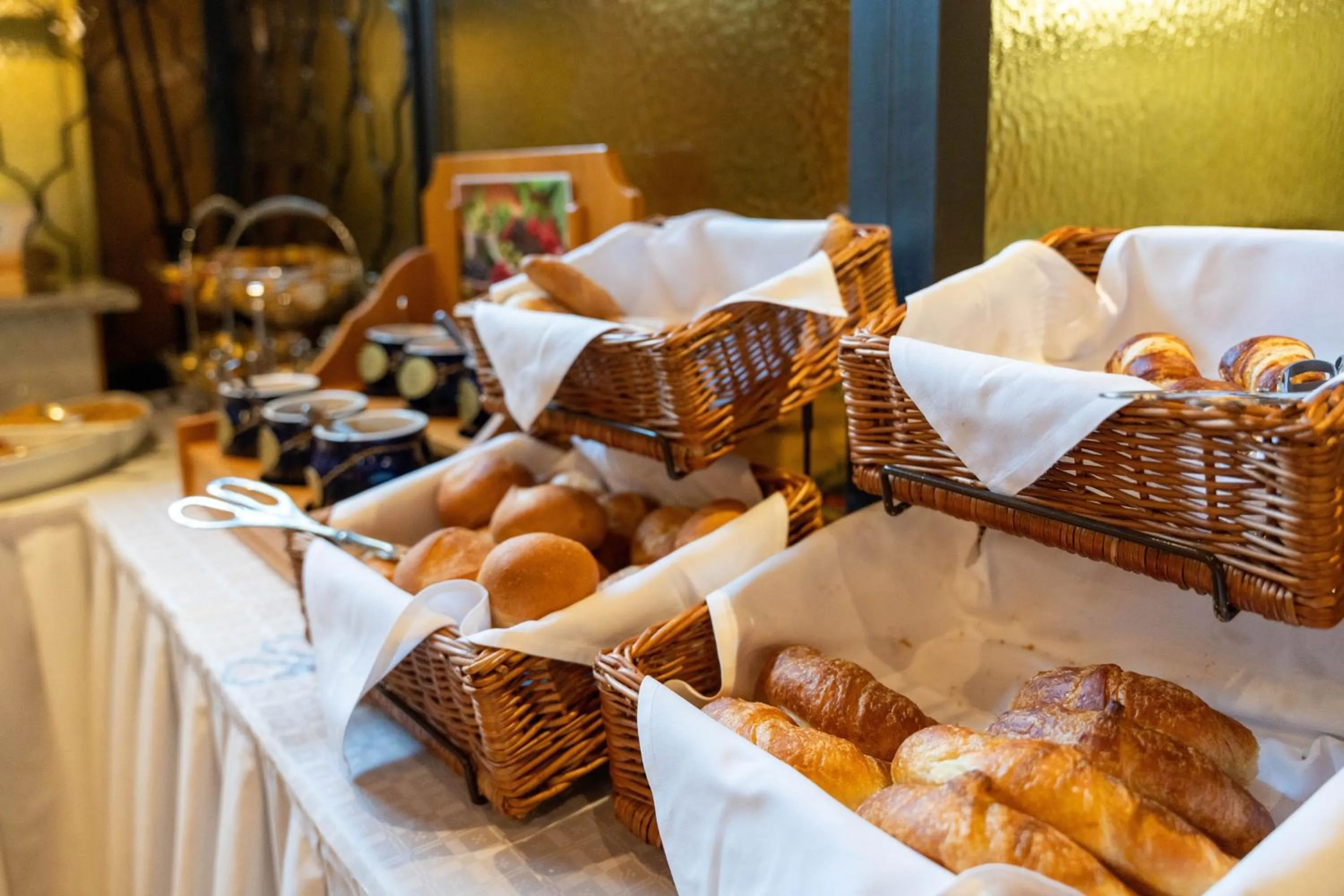 Breakfast in Hotel Bären