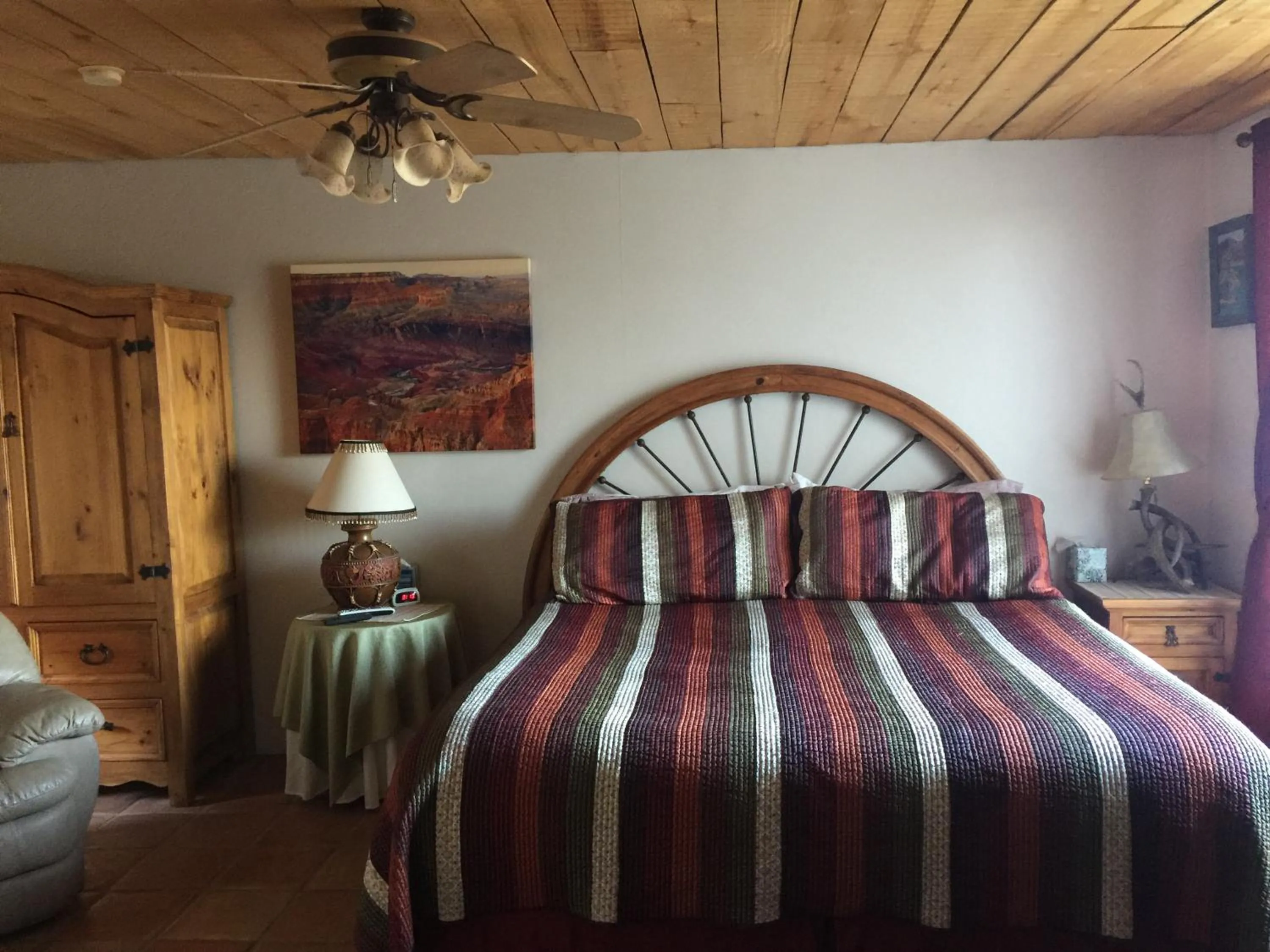 Bed in Spur Cross Inn