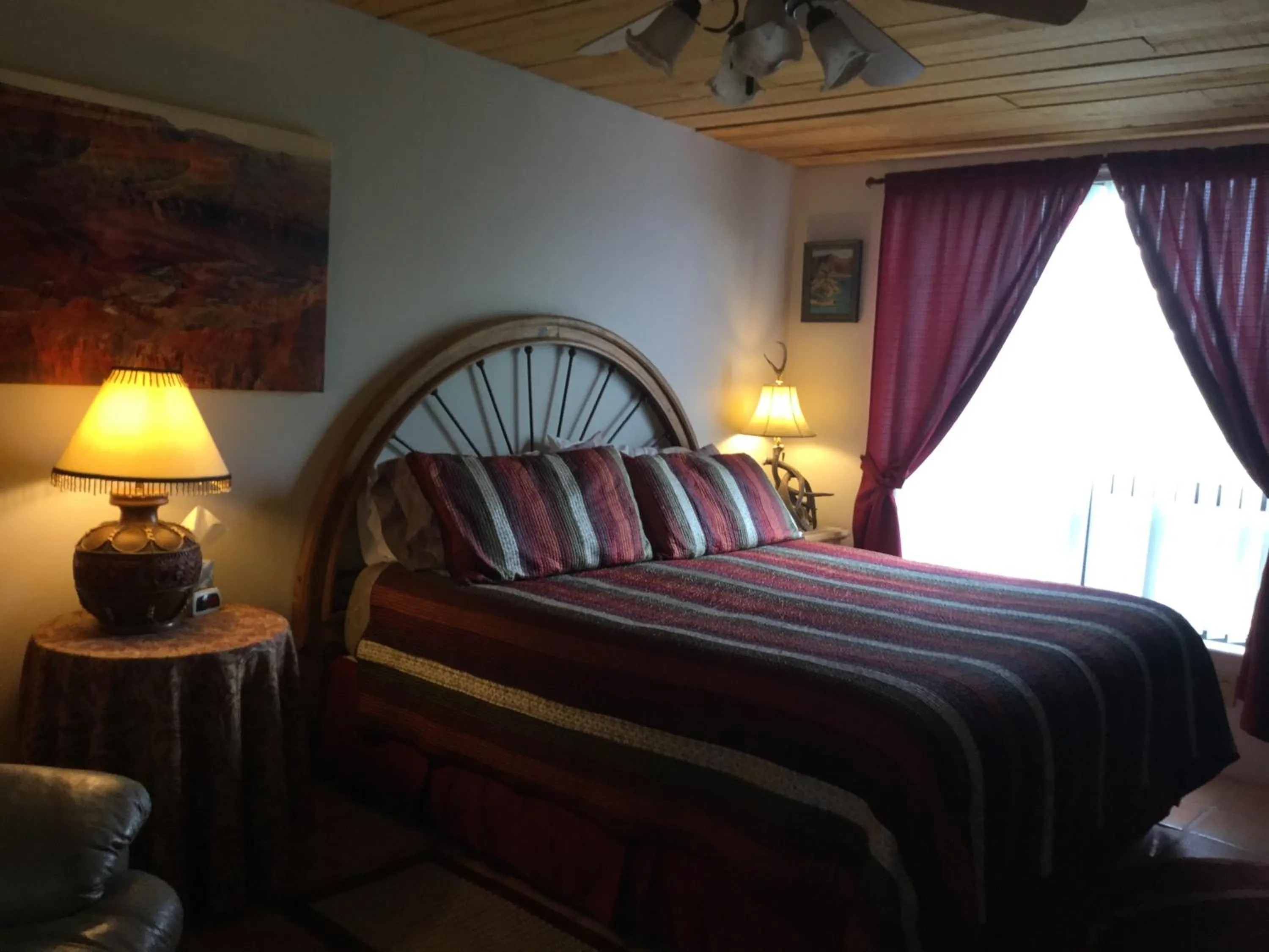 Bed in Spur Cross Inn