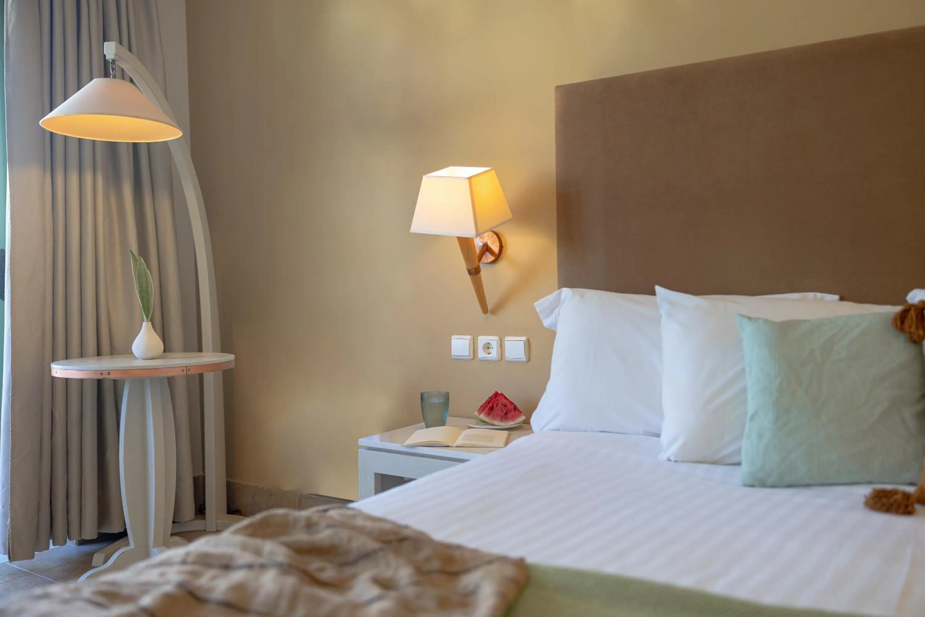 Bed in Giannoulis - Grand Bay Beach Resort (Exclusive Adults Only)