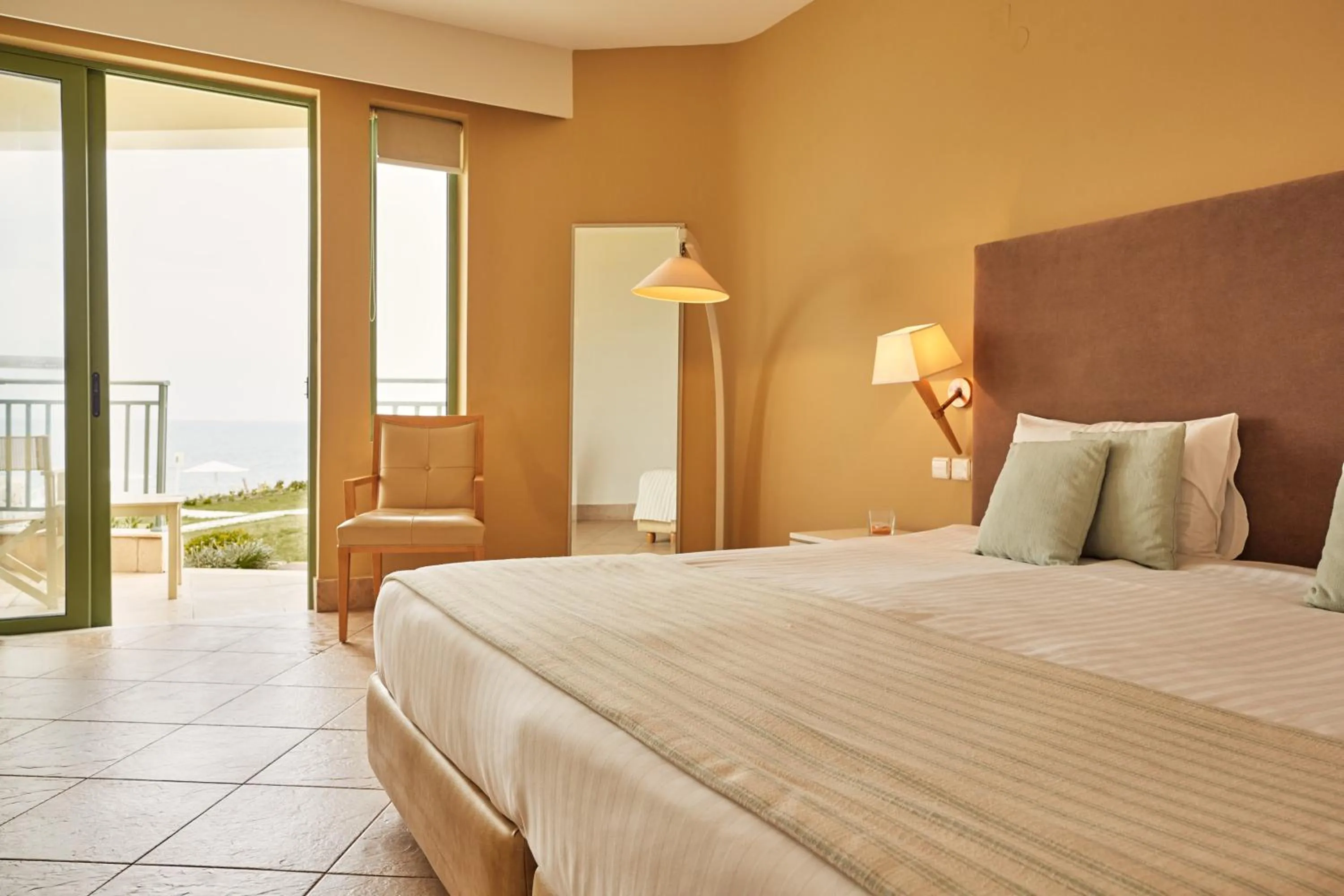 Bed in Giannoulis - Grand Bay Beach Resort (Exclusive Adults Only)