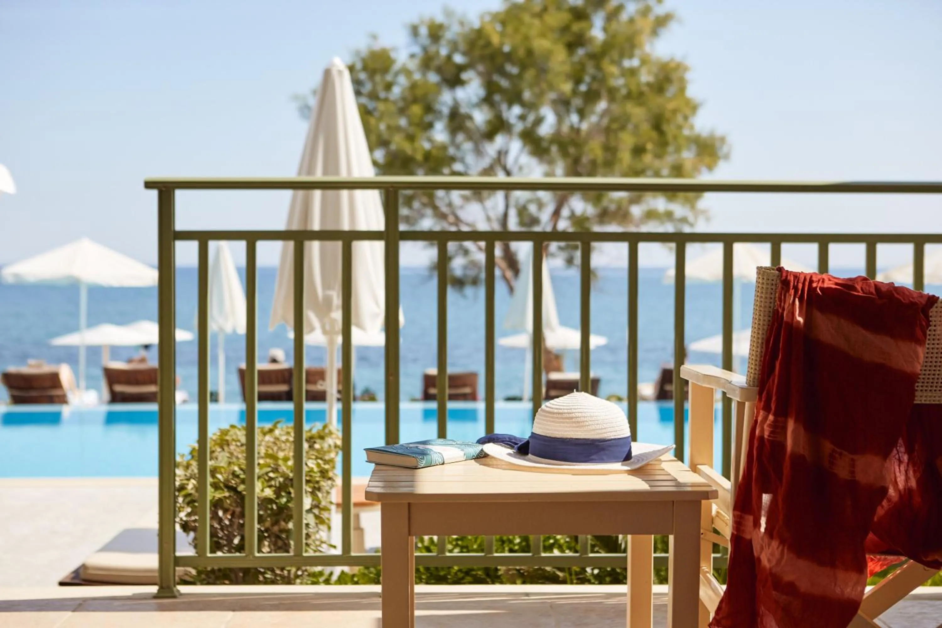 Day in Giannoulis - Grand Bay Beach Resort (Exclusive Adults Only)