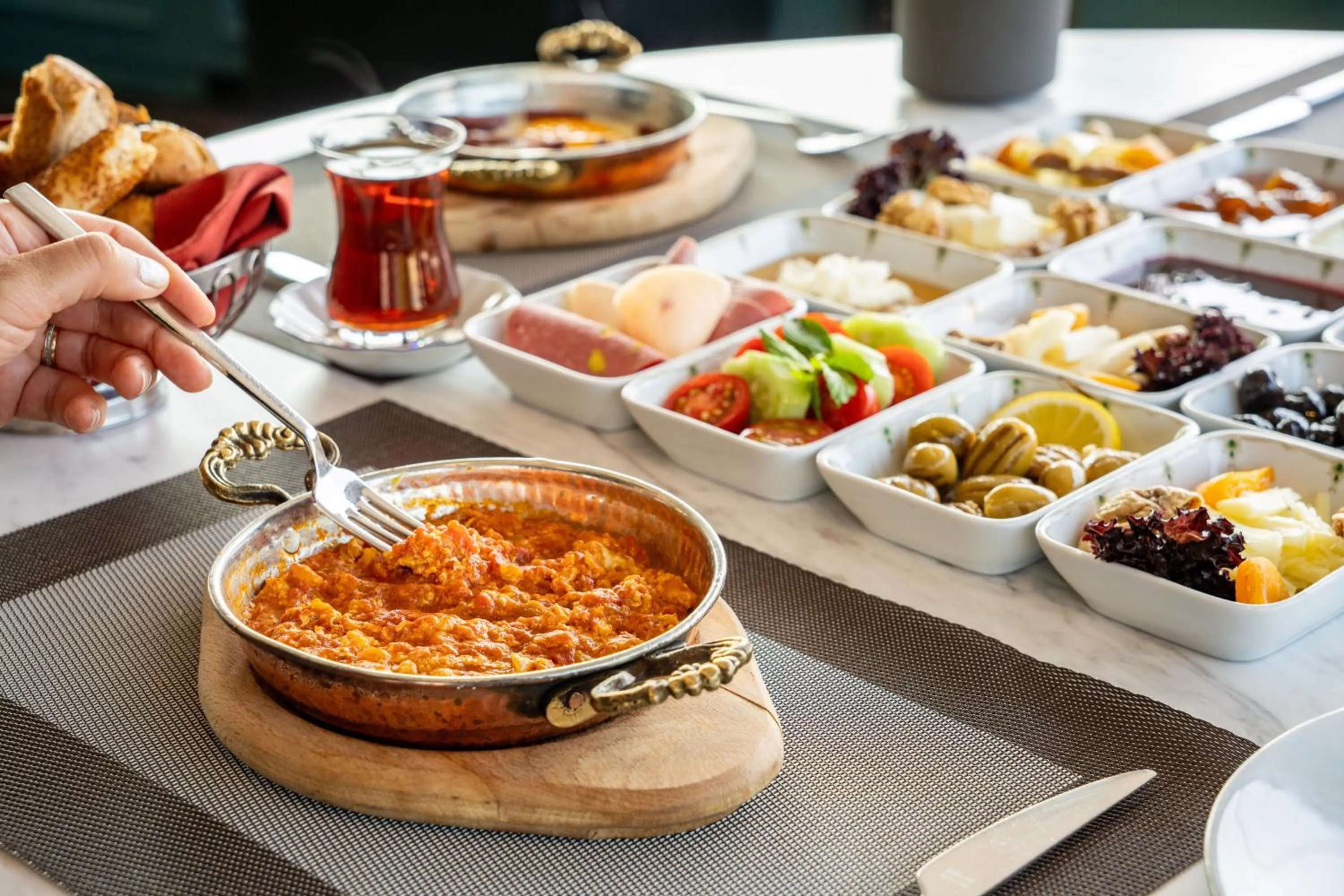 Restaurant/places to eat in Hotel Sultania Boutique Class