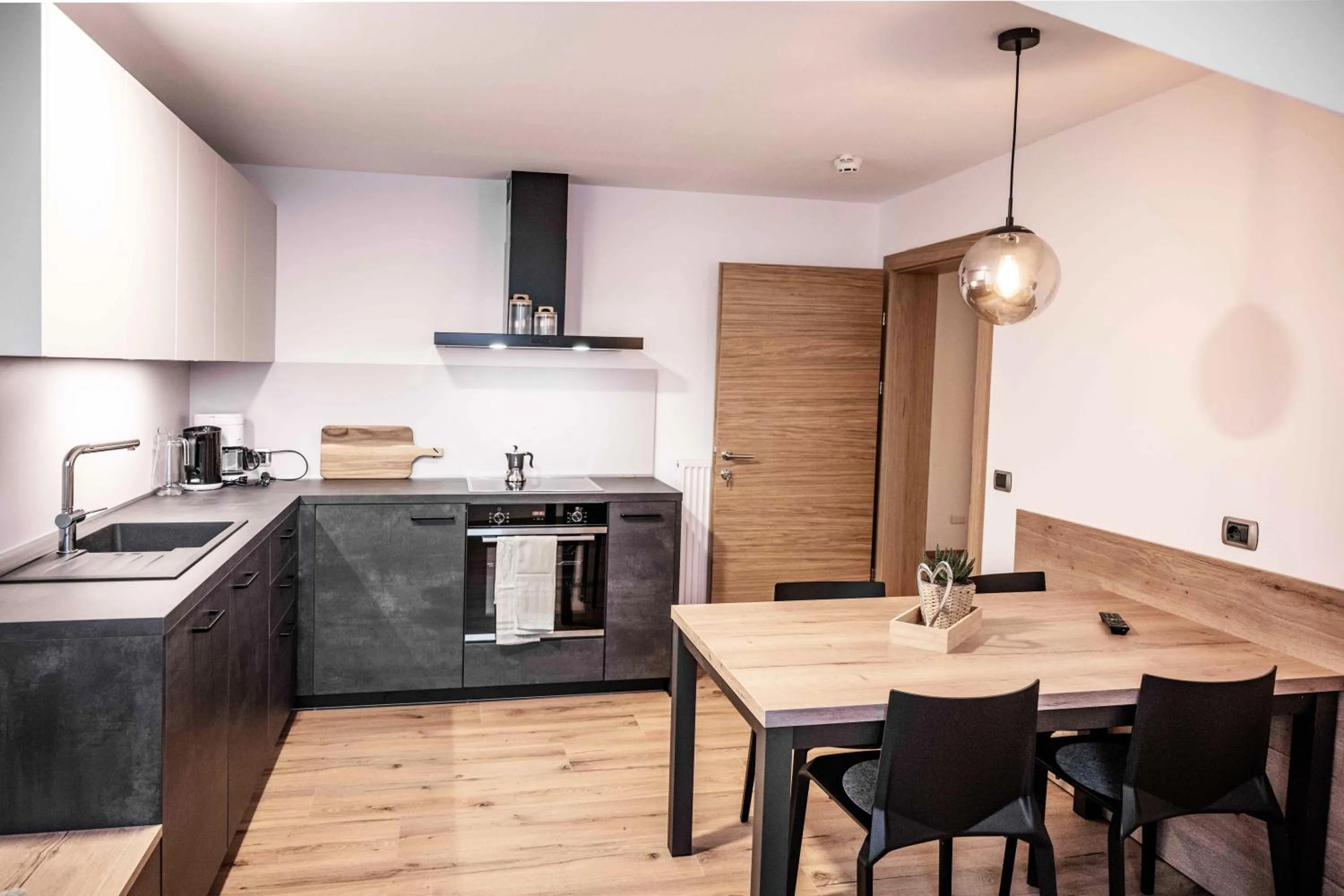 Kitchen or kitchenette in Active Hotel Sonne