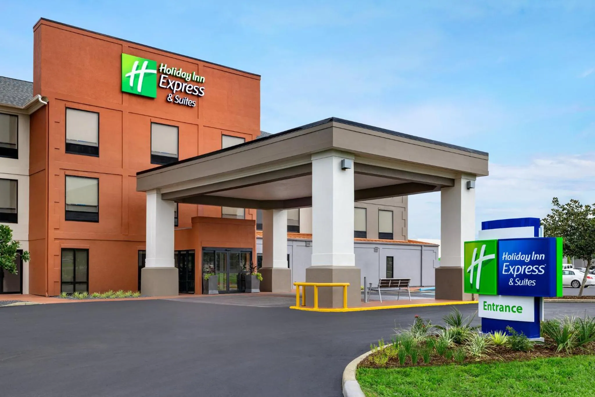 Property building in Holiday Inn Express & Suites Opelousas by IHG