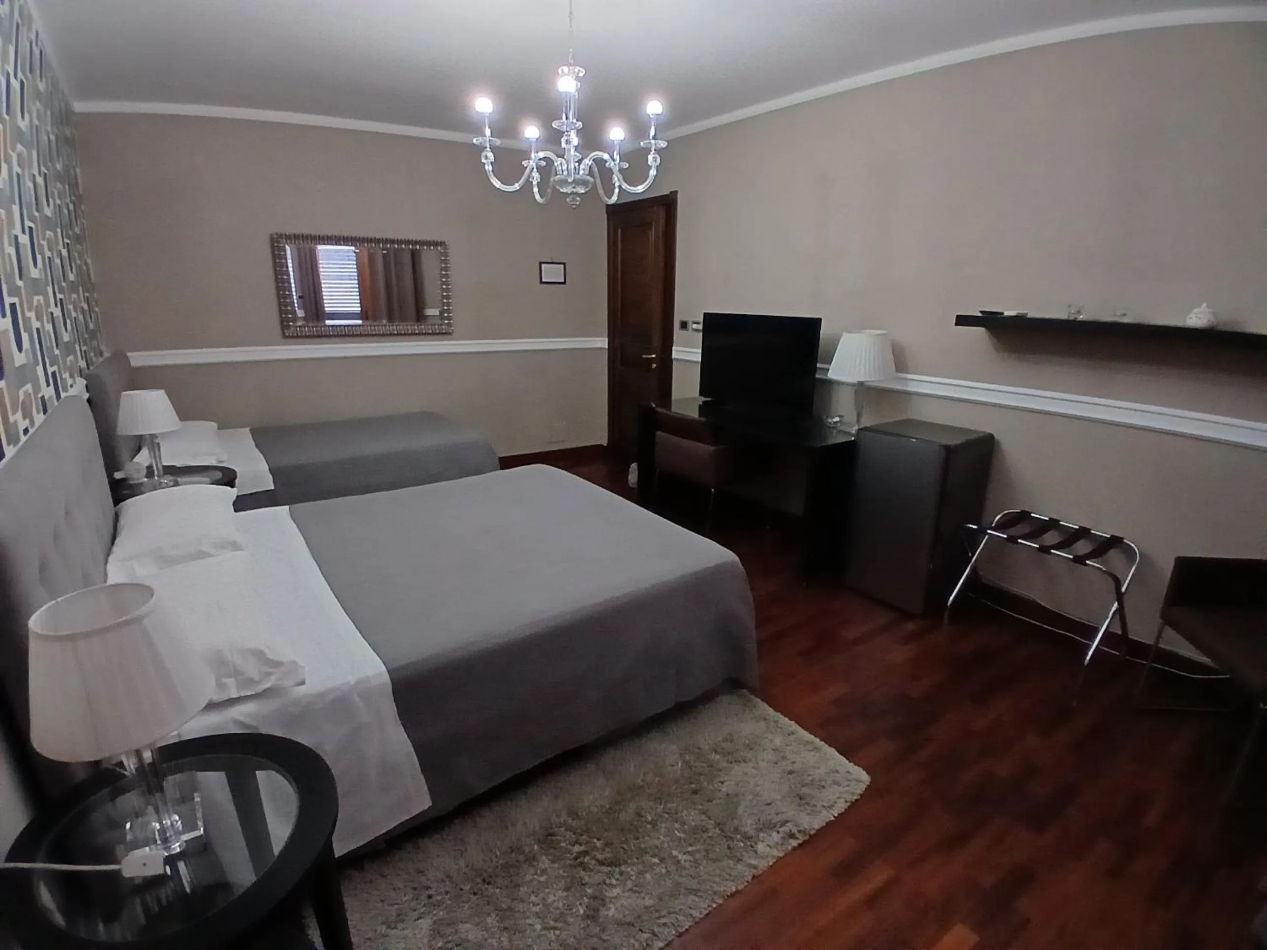 Photo of the whole room, Bed in La Suite del Vulcano