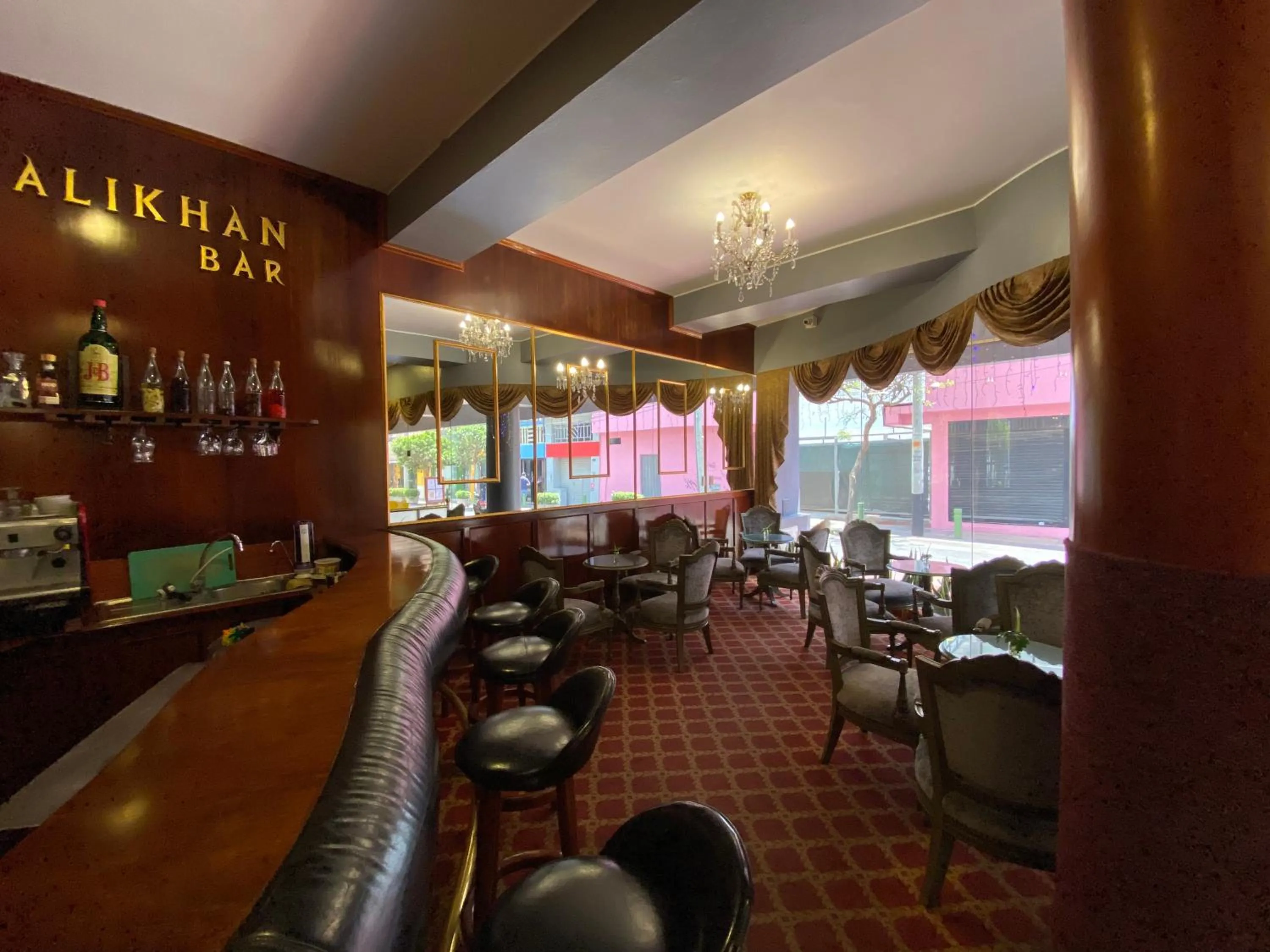 Restaurant/places to eat in Faraona Grand Hotel