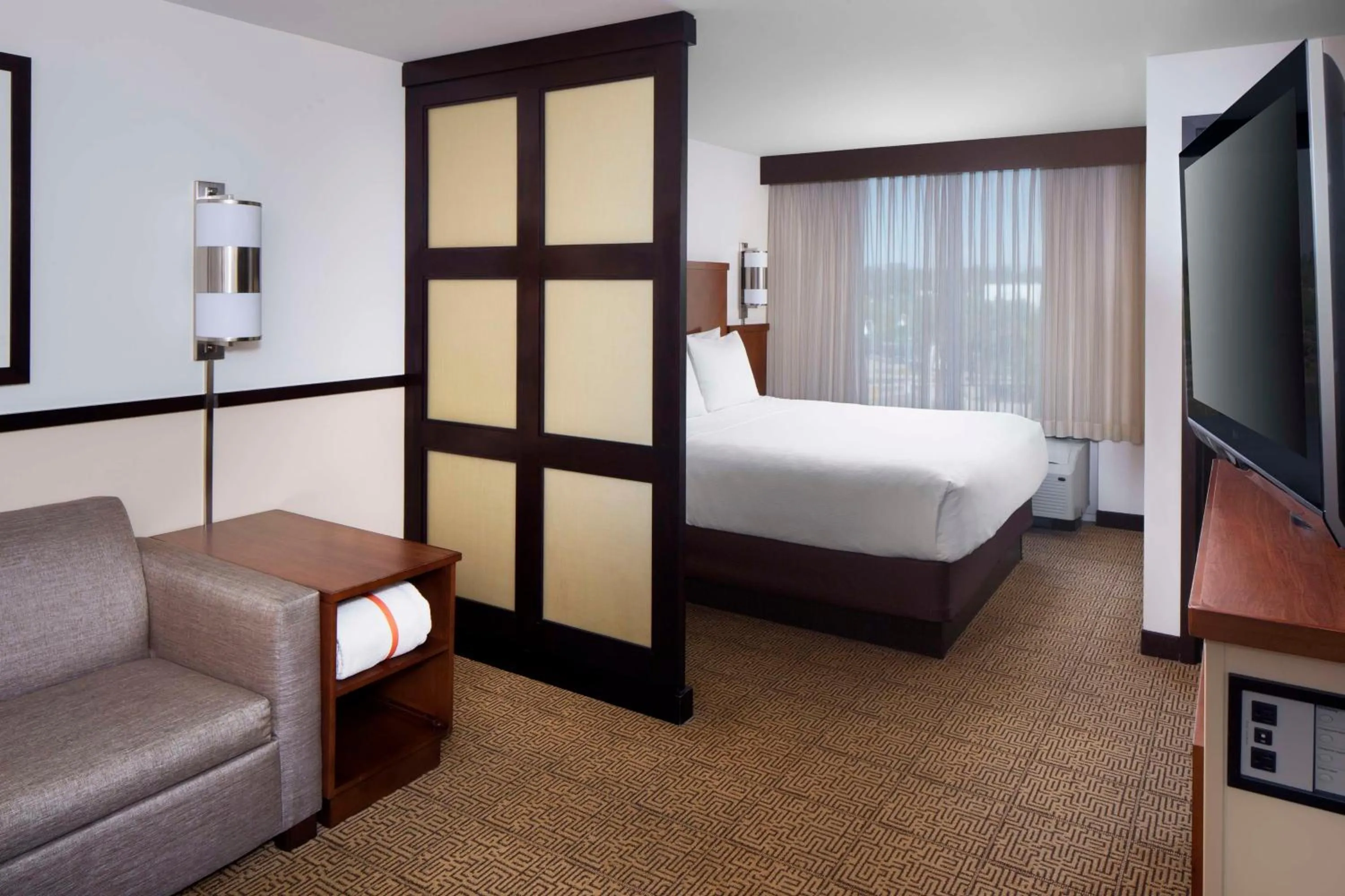 Bedroom, Bed in Hyatt Place Phoenix/ Mesa