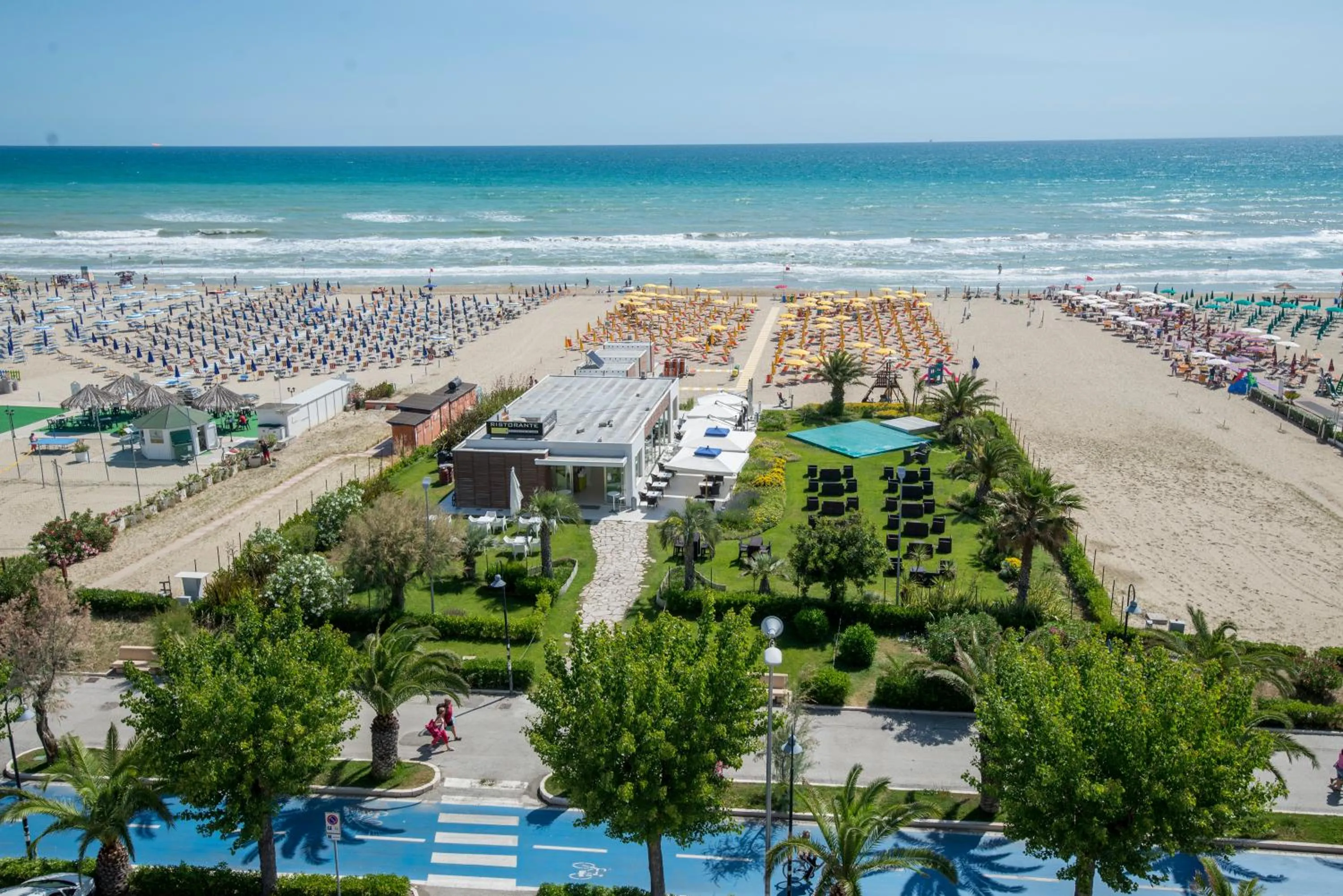 Garden view in Hotel Atlas