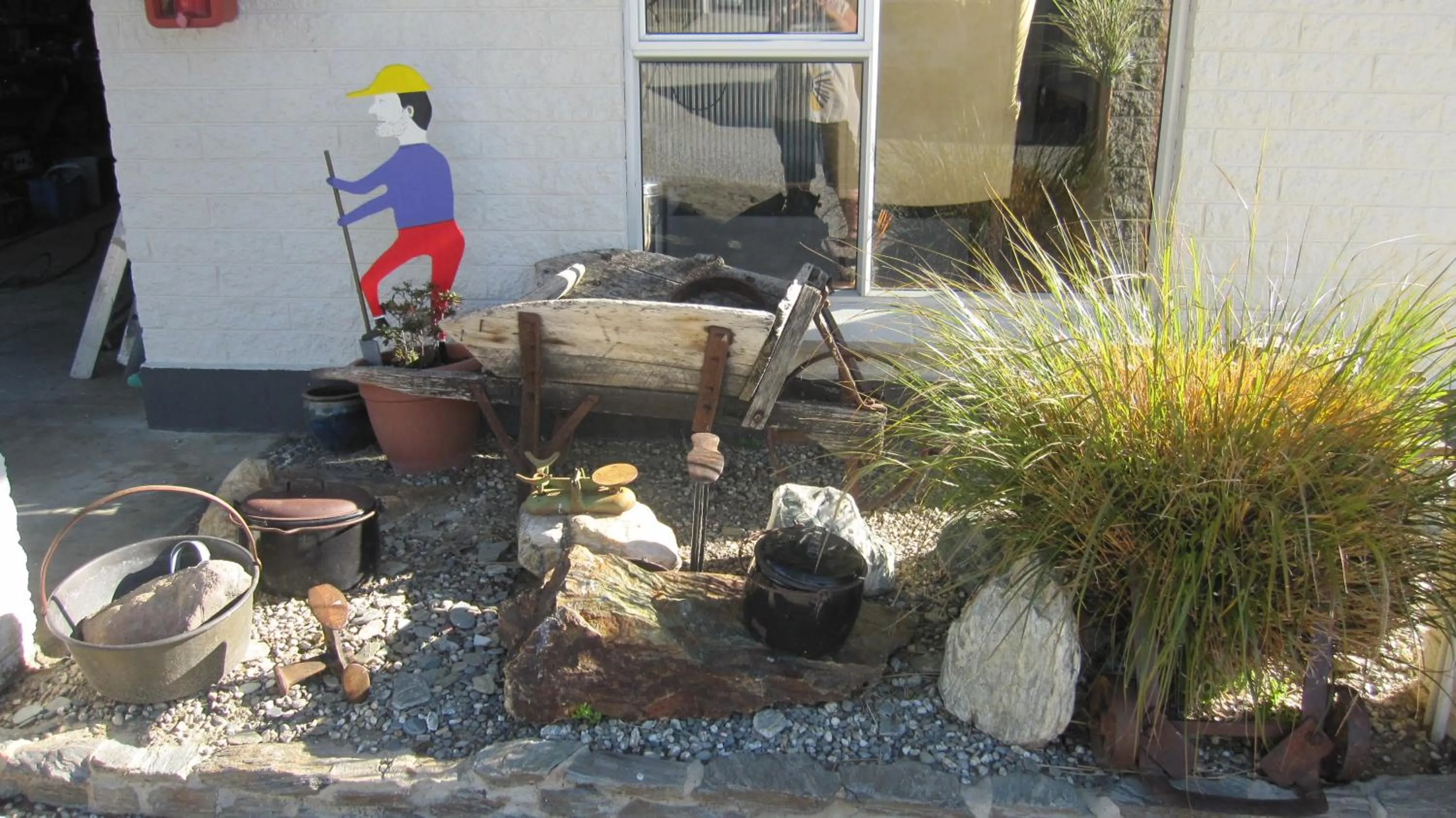 Garden in Cromwell Motel