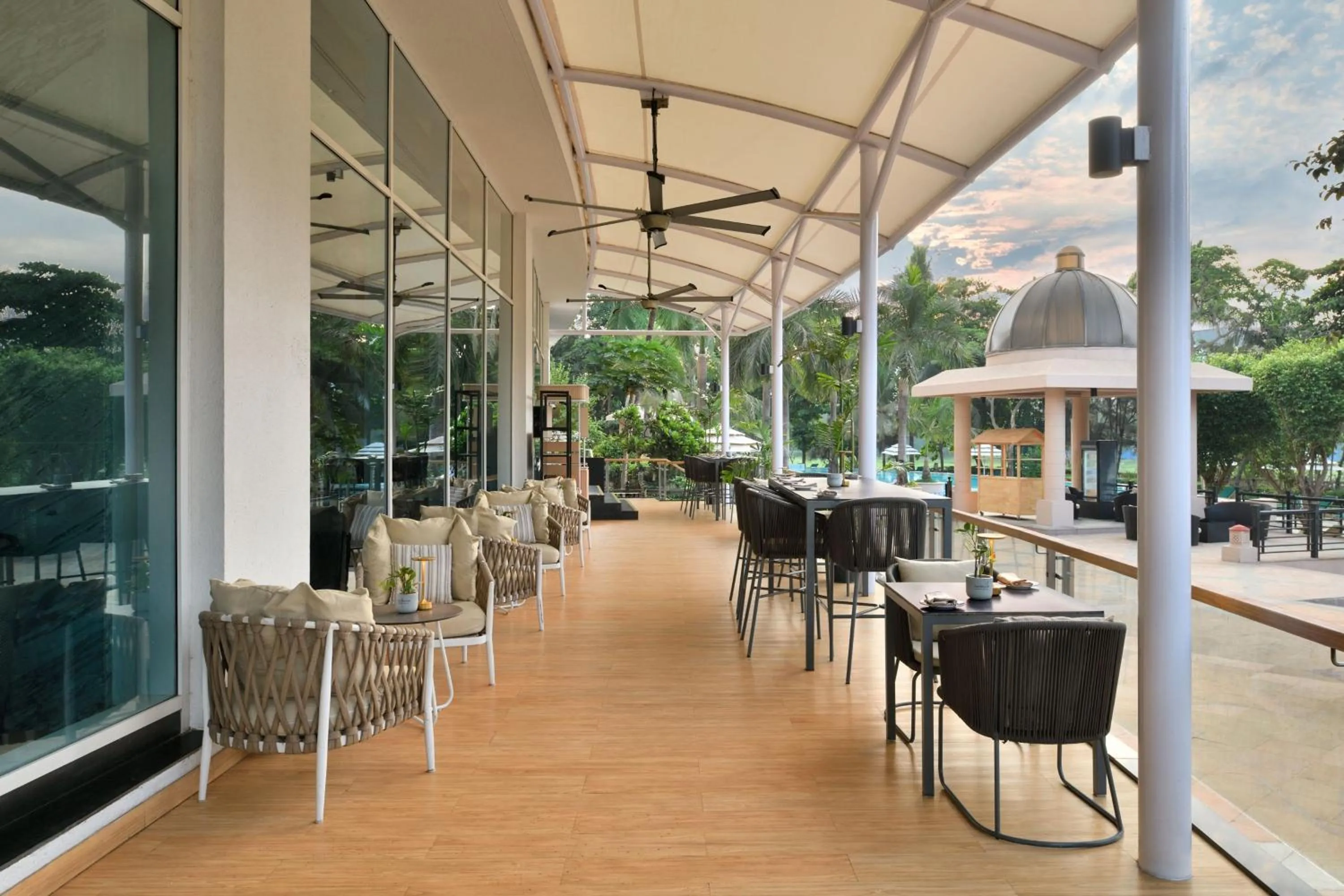Restaurant/places to eat in The Westin Mumbai Powai Lake
