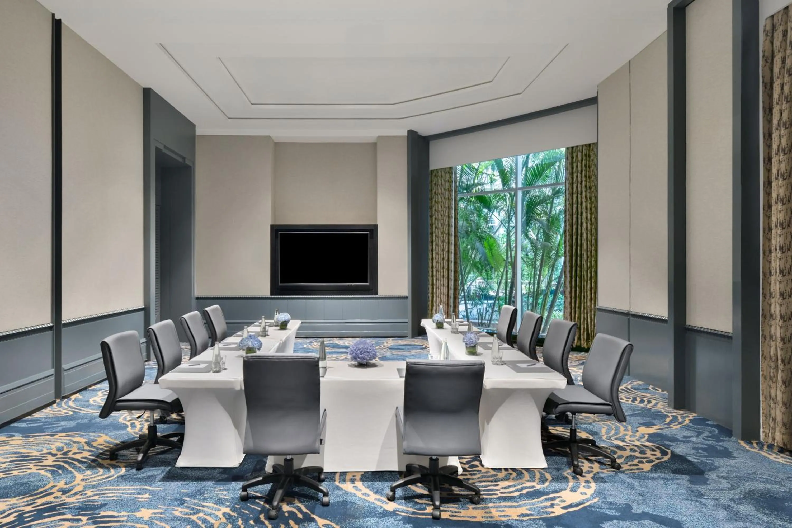 Meeting/conference room in The Westin Mumbai Powai Lake