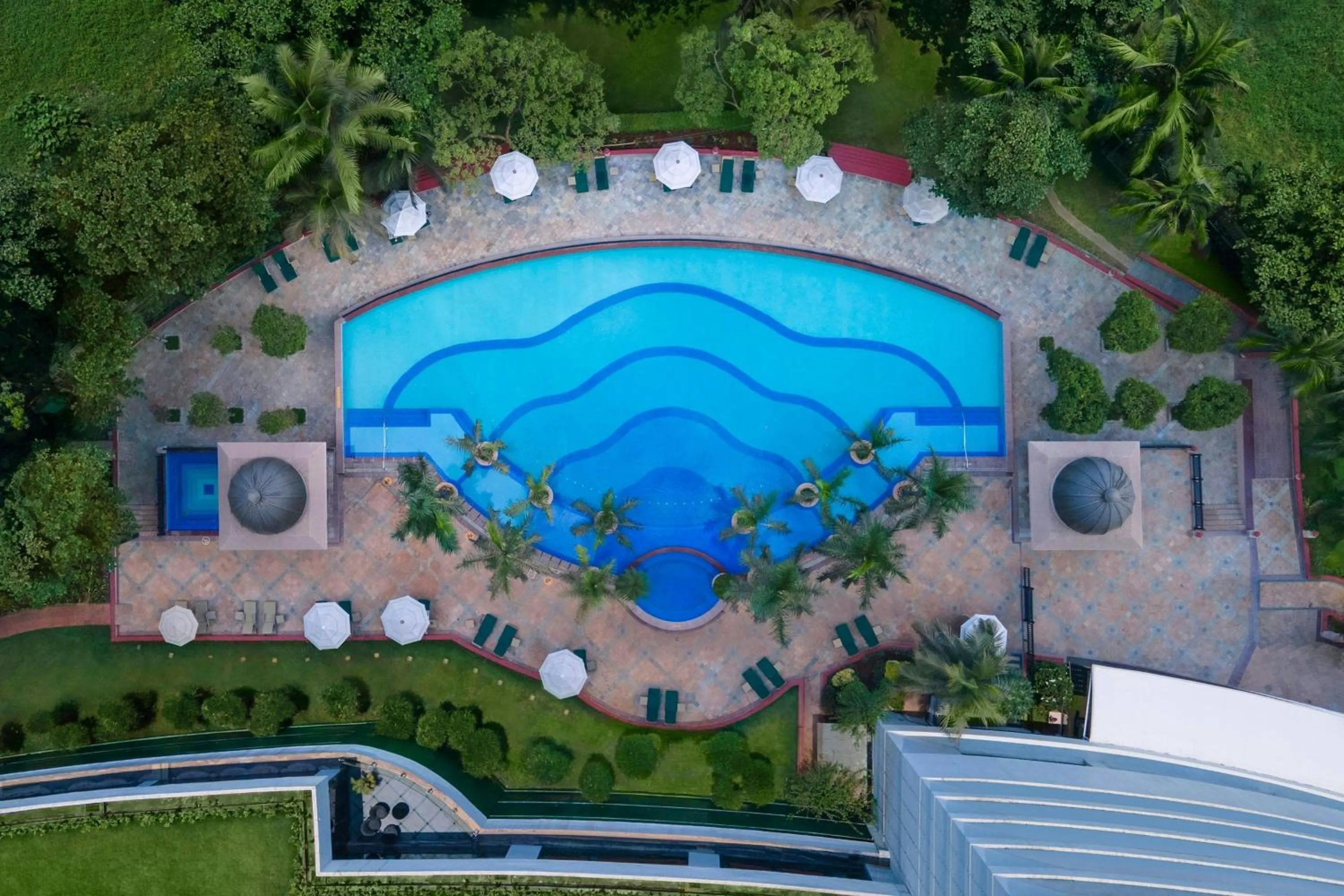 Swimming pool in The Westin Mumbai Powai Lake