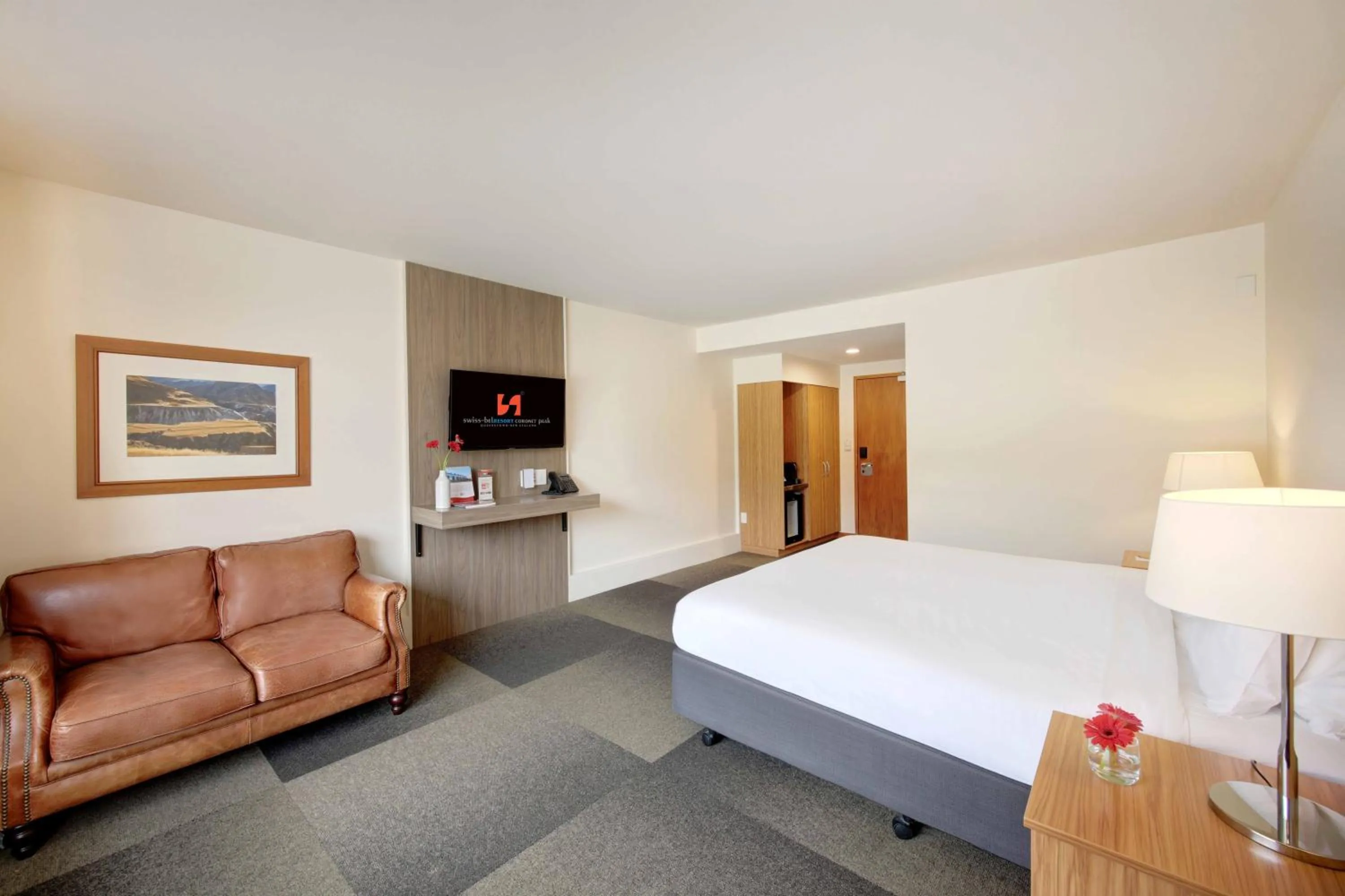 Bed in Swiss-Belresort Coronet Peak