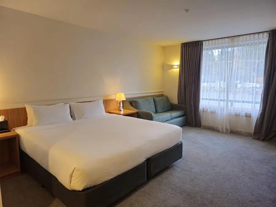 Bedroom, Bed in Swiss-Belresort Coronet Peak