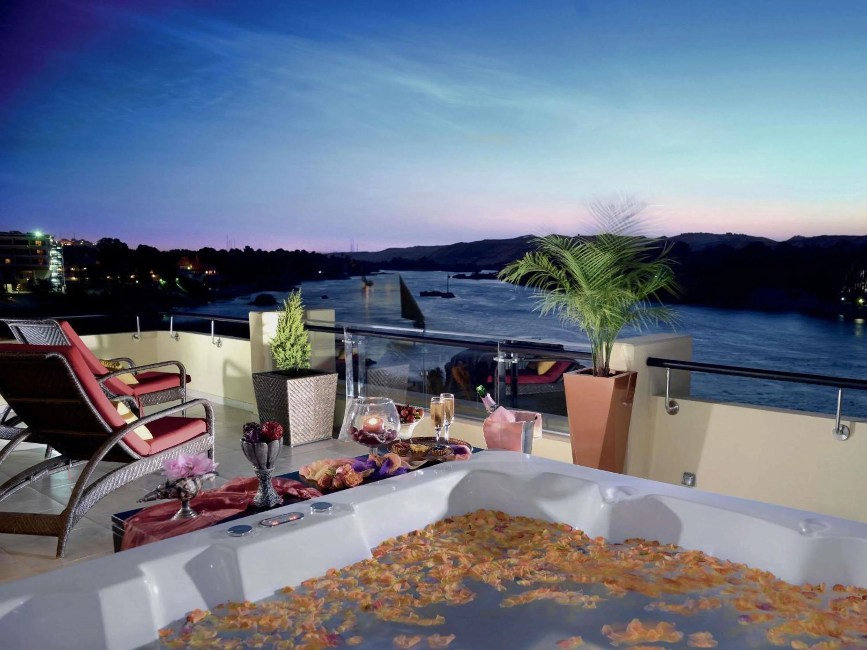 Bedroom in Mövenpick Resort Aswan