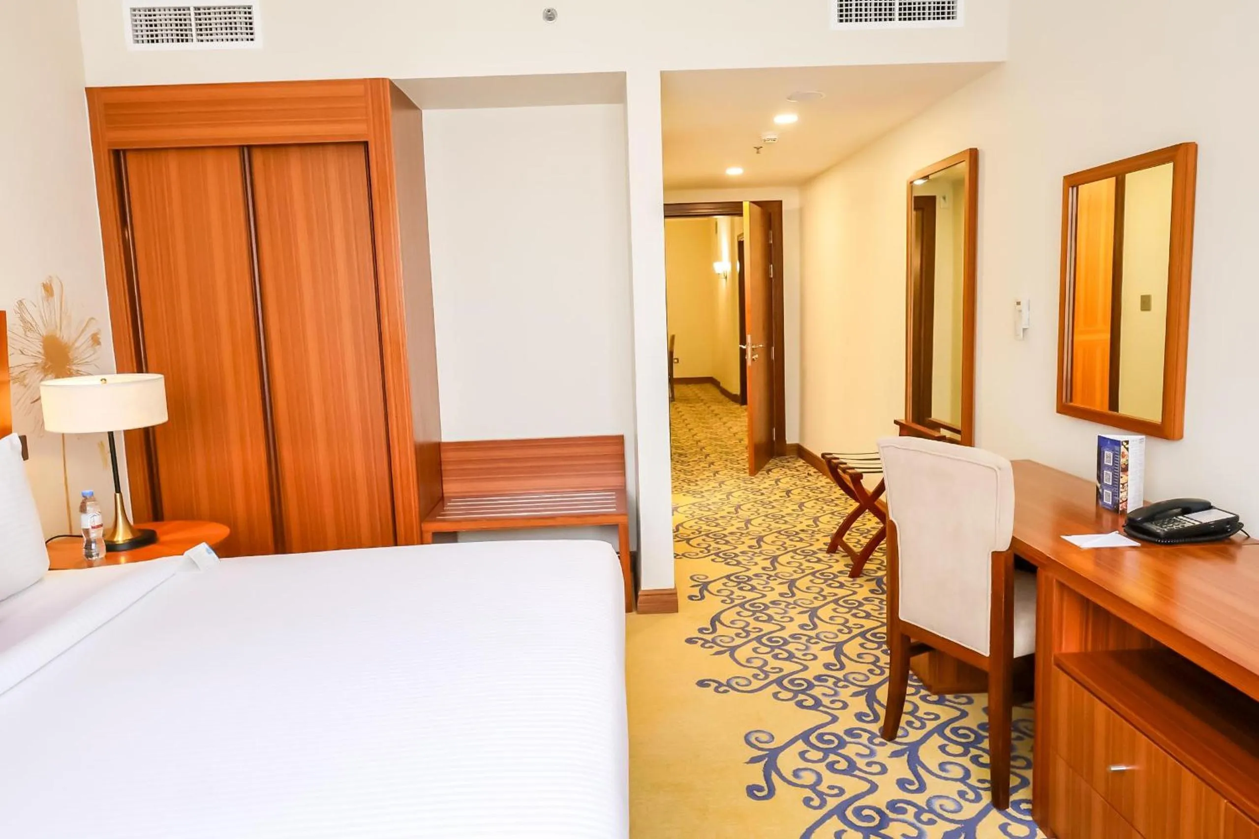 View (from property/room), Bed in City Seasons Al Hamra Hotel