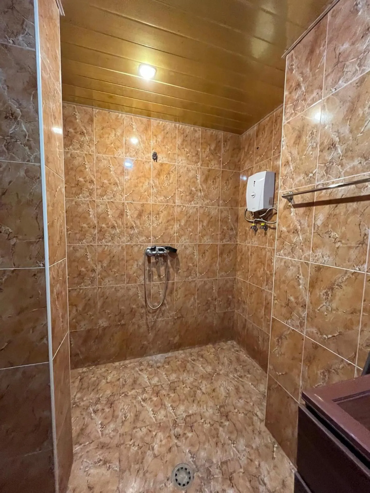 Shower in Komitas Avenue Guest House