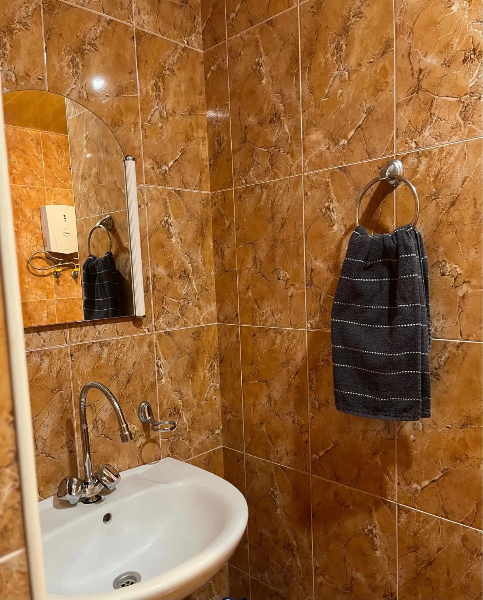 Shower in Komitas Avenue Guest House