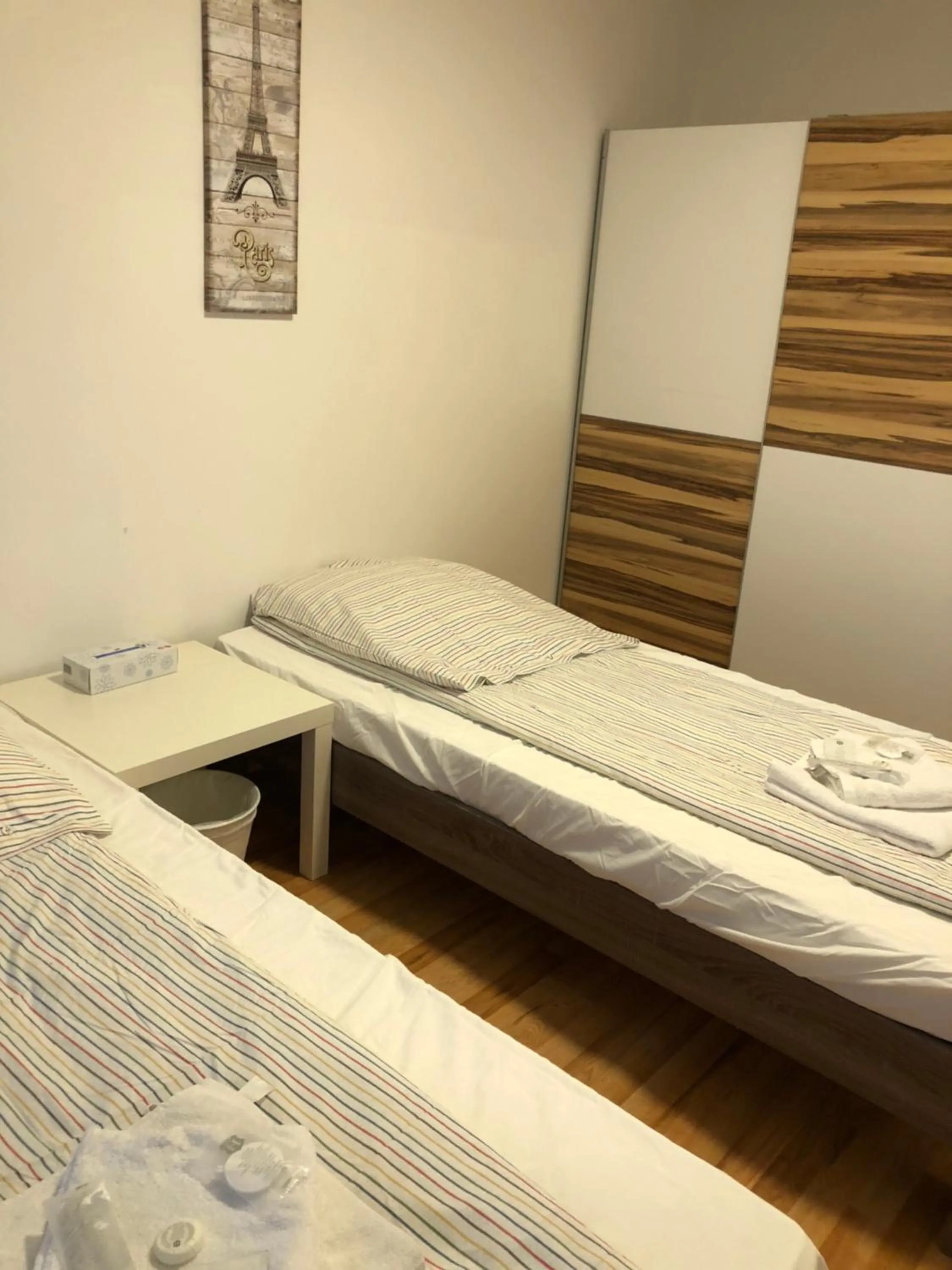 Bed in Sahara Falcon