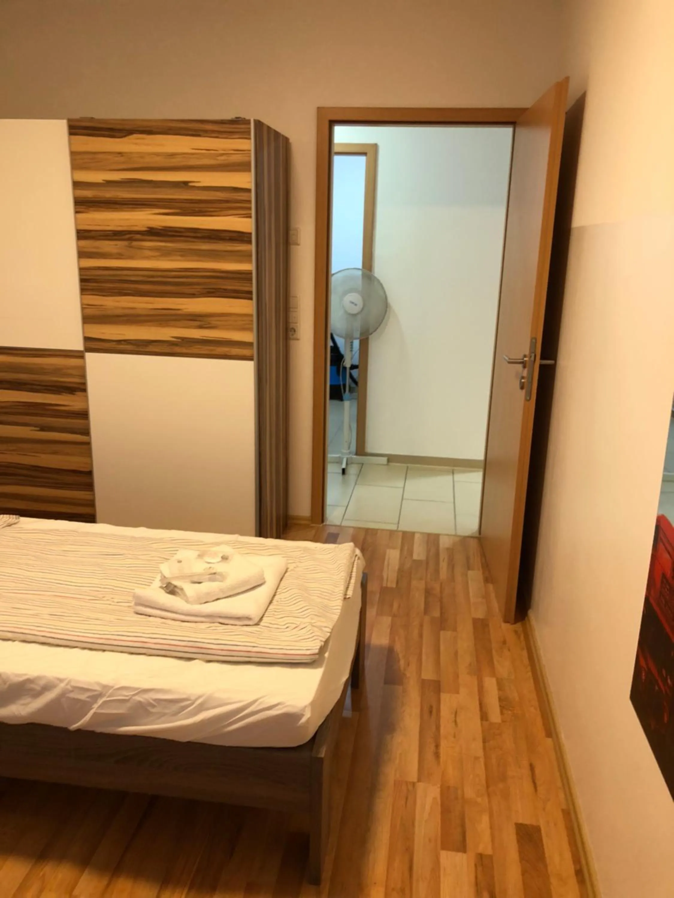 Bed in Sahara Falcon