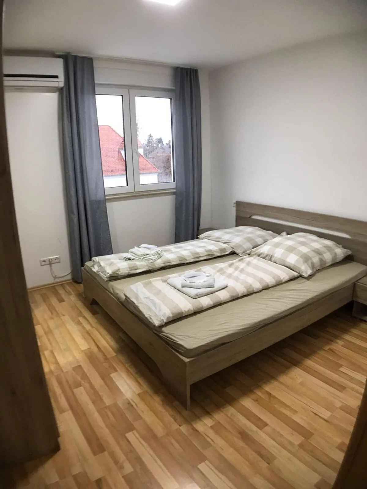 Bed in Sahara Falcon