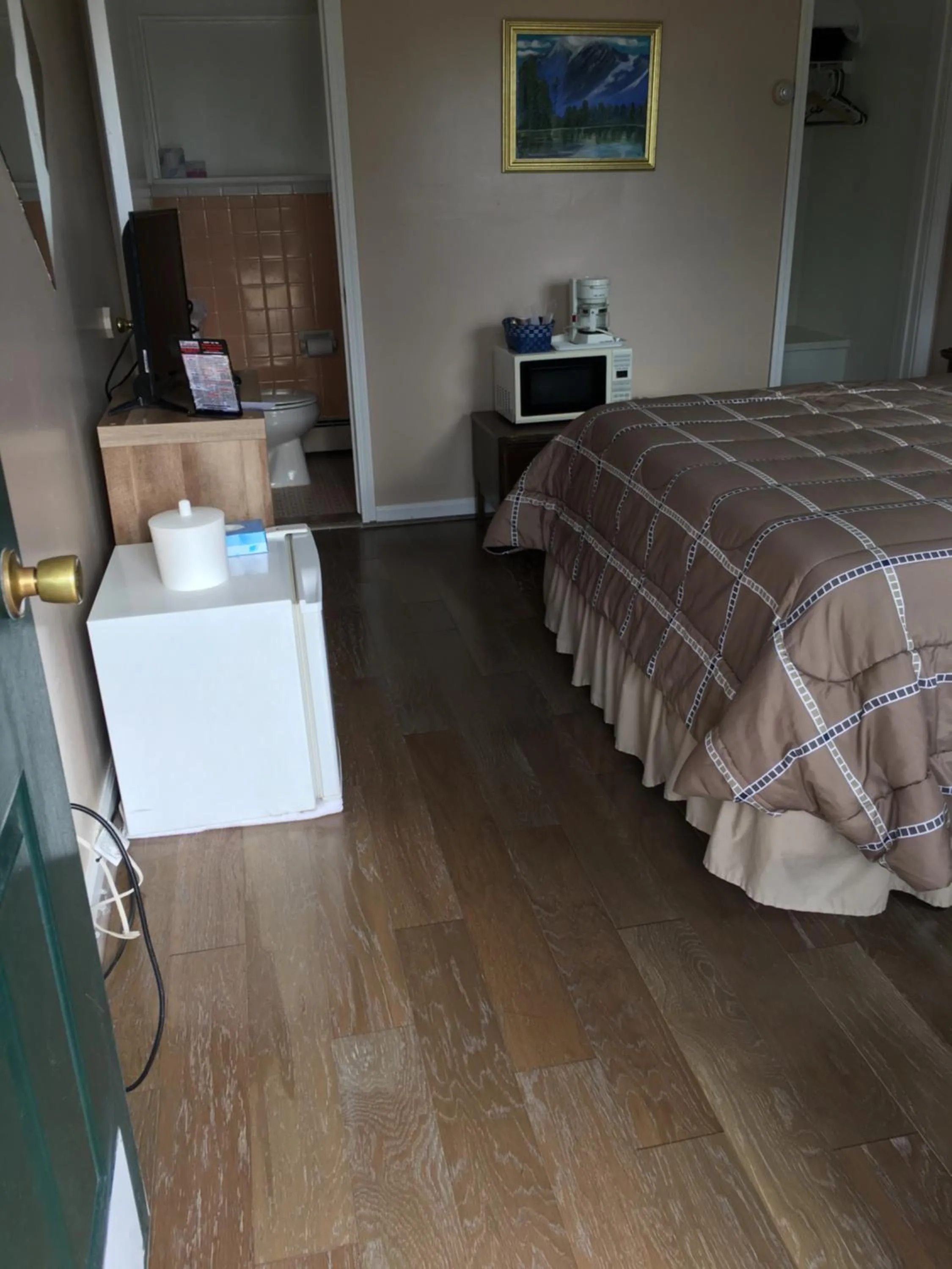 Bed in Big Bear Lodge