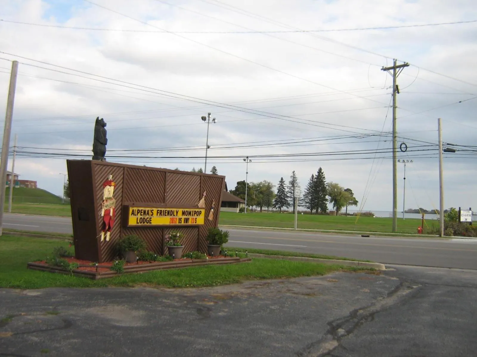 Property building in Big Bear Lodge