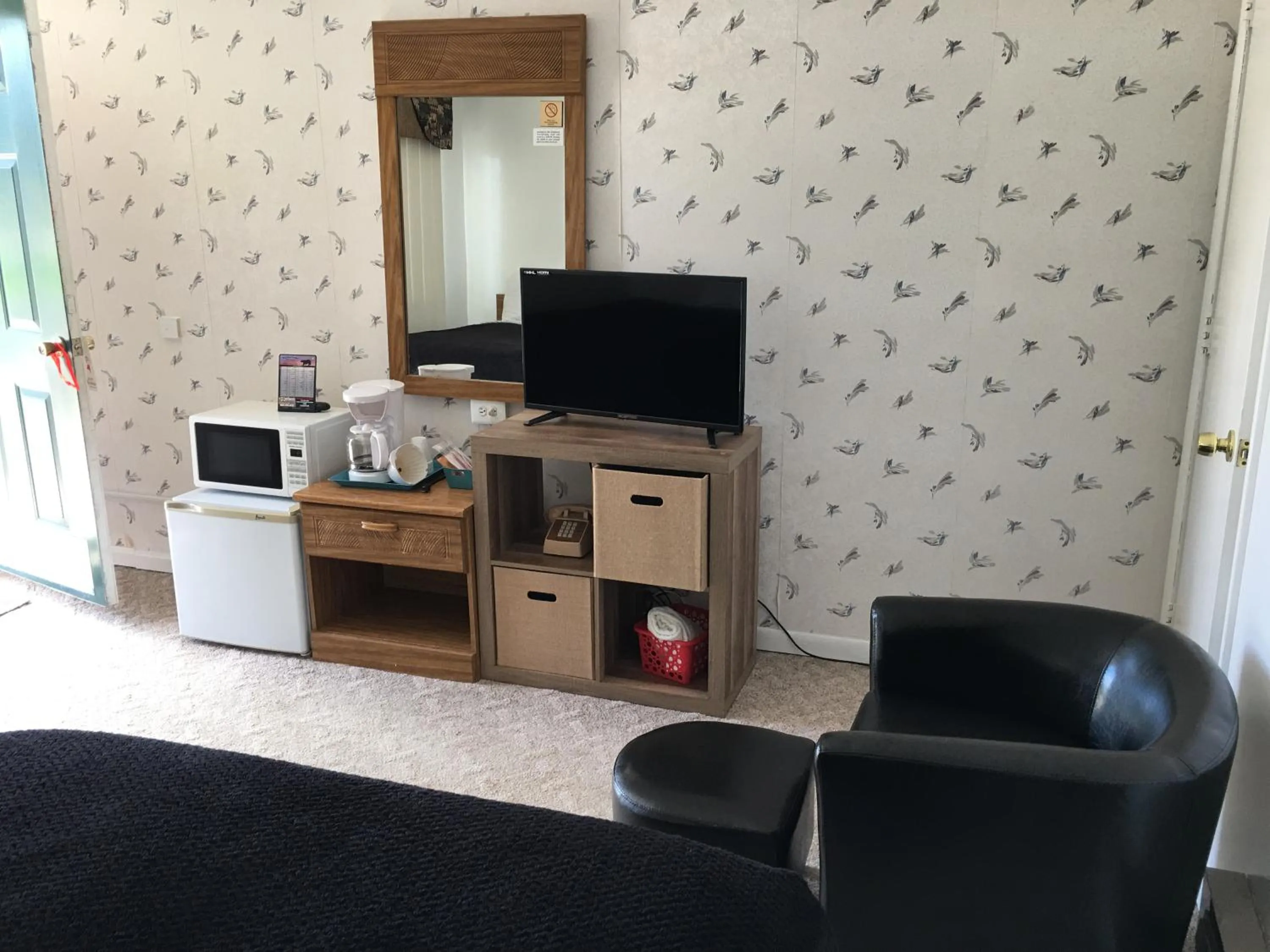 Seating area in Big Bear Lodge