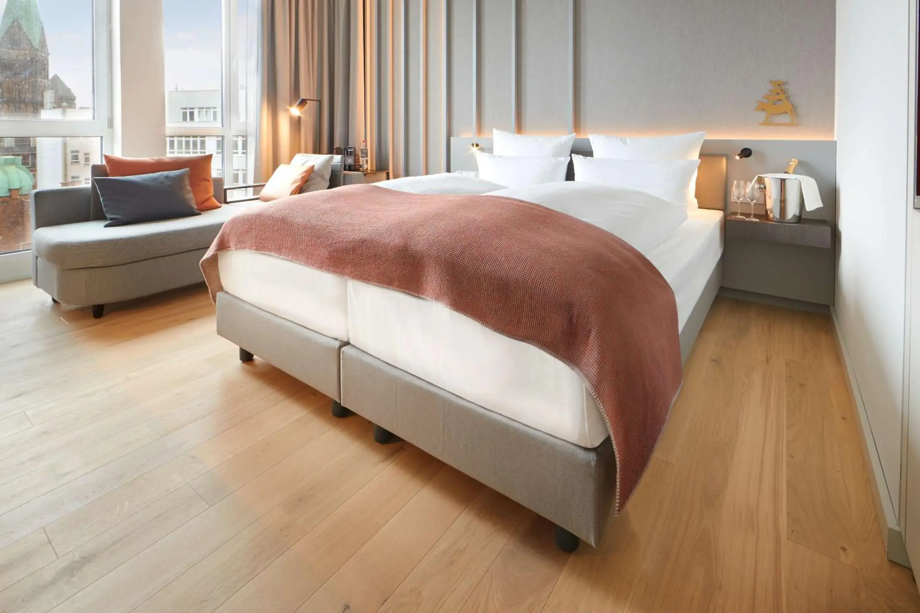 Superior Double Room - single occupancy in ATLANTIC Grand Hotel Bremen Superior Double Room - single occupancy in ATLANTIC Grand Hotel Bremen