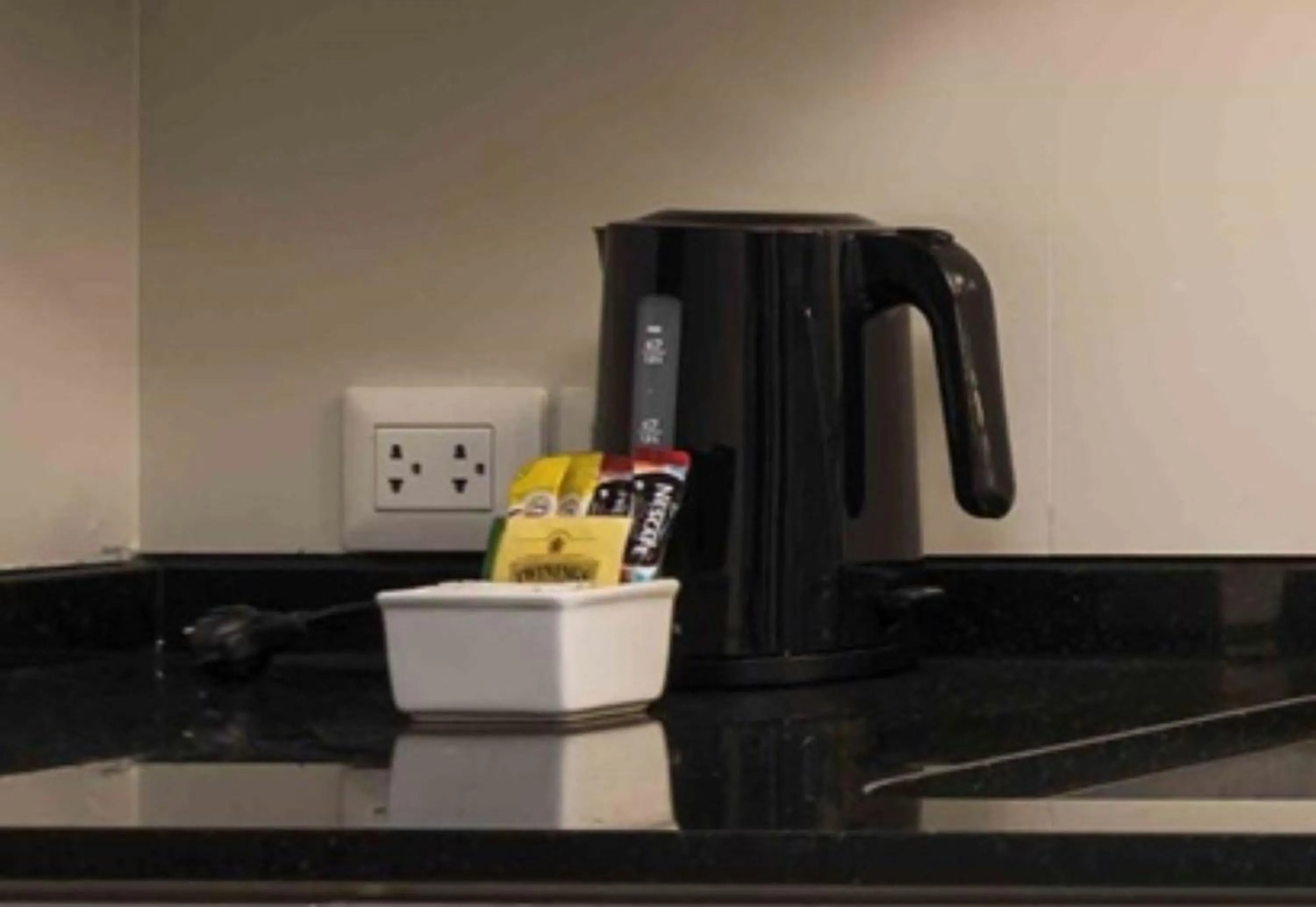 Coffee/tea facilities in Maitria Hotel Sukhumvit 18 Bangkok – A Chatrium Collection