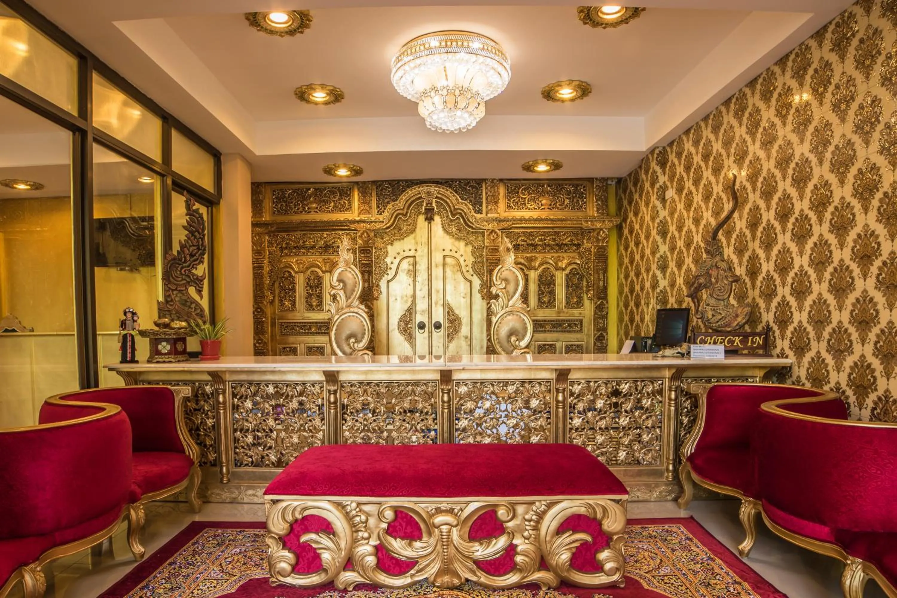 Nakaraj Princess Chiang Rai - Walking Street