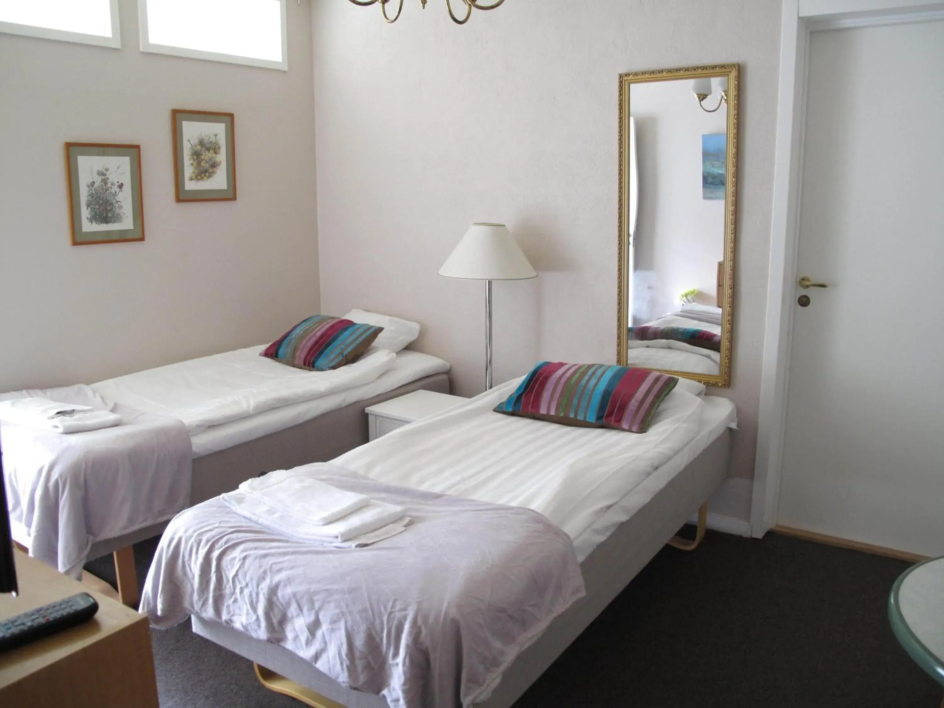 Quadruple Room in Hotell Turistgården i Simrishamn Quadruple Room in Hotell Turistgården i Simrishamn